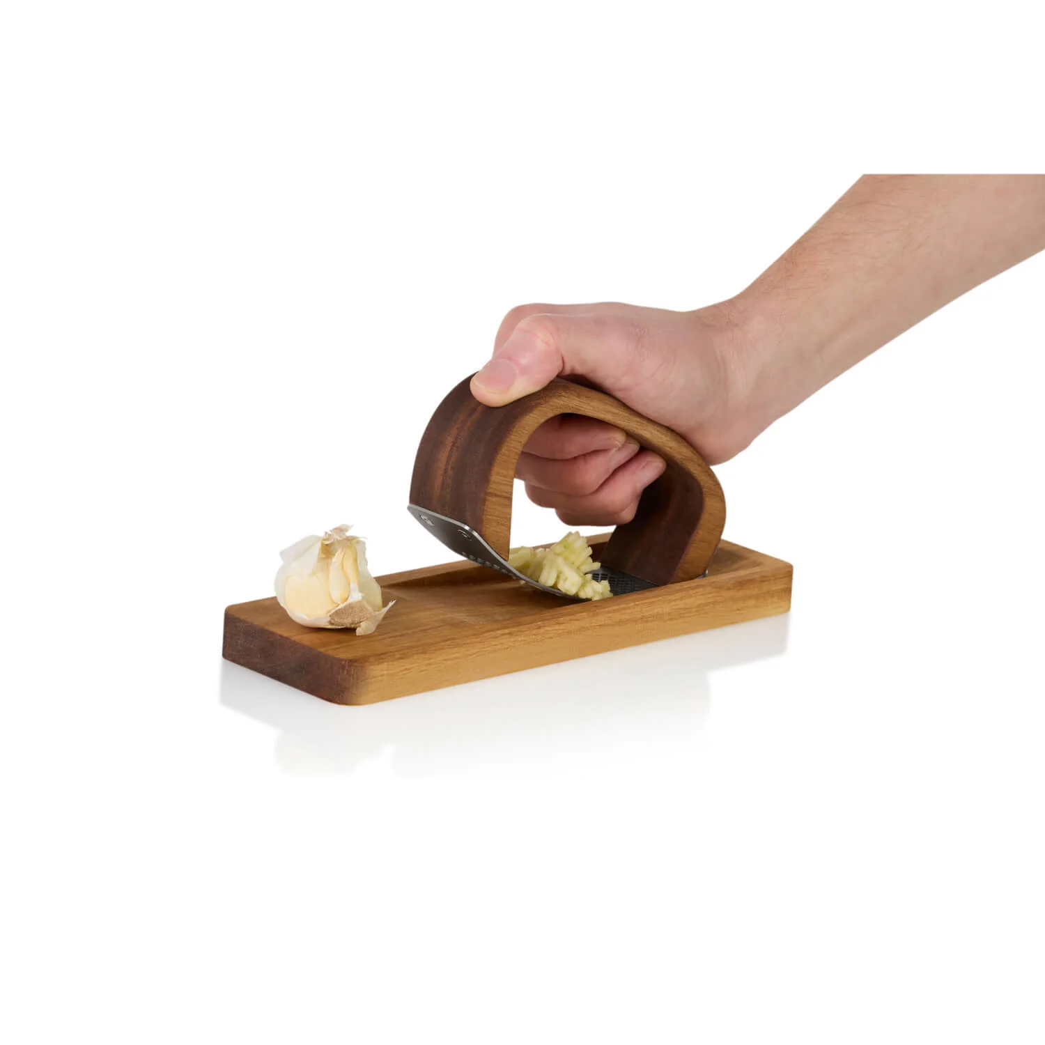 AdHoc RoccaAlio Garlic Press & Chopping Board - Image 6