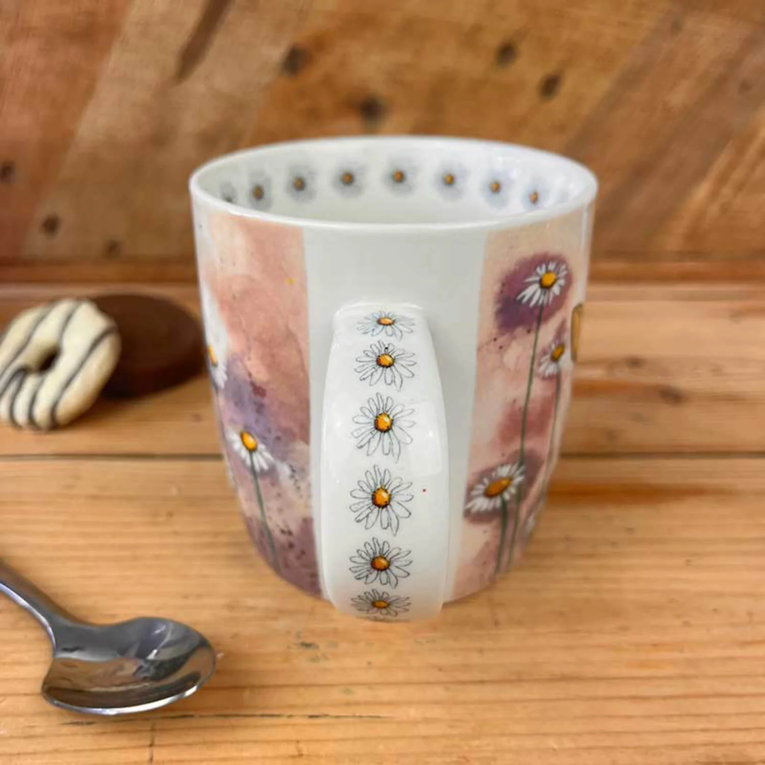 Alex Clark 400ml Mug - Rabbit & Daisies - Image 2