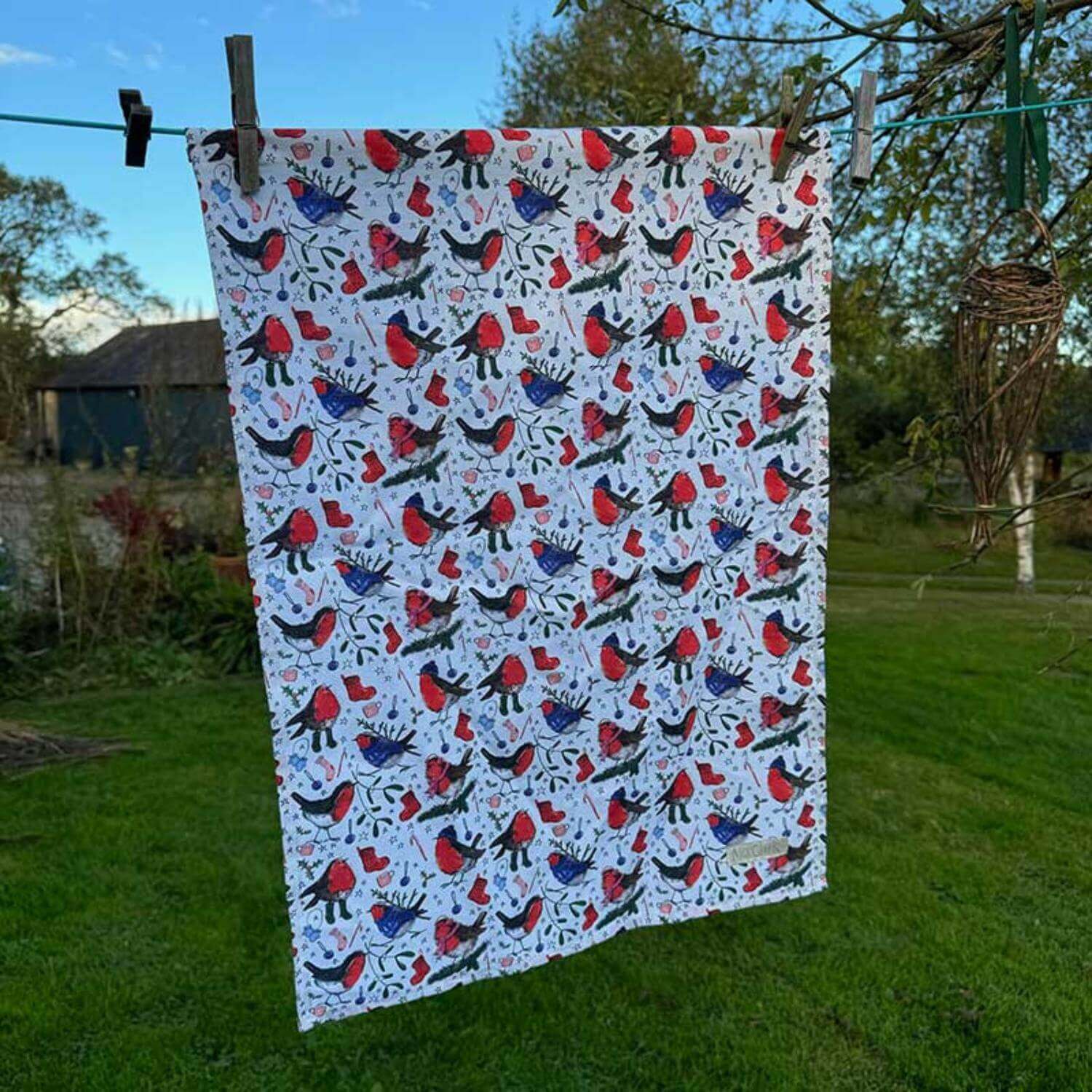Alex Clark Christmas 100% Cotton Tea Towel - Festive Robins - Image 2