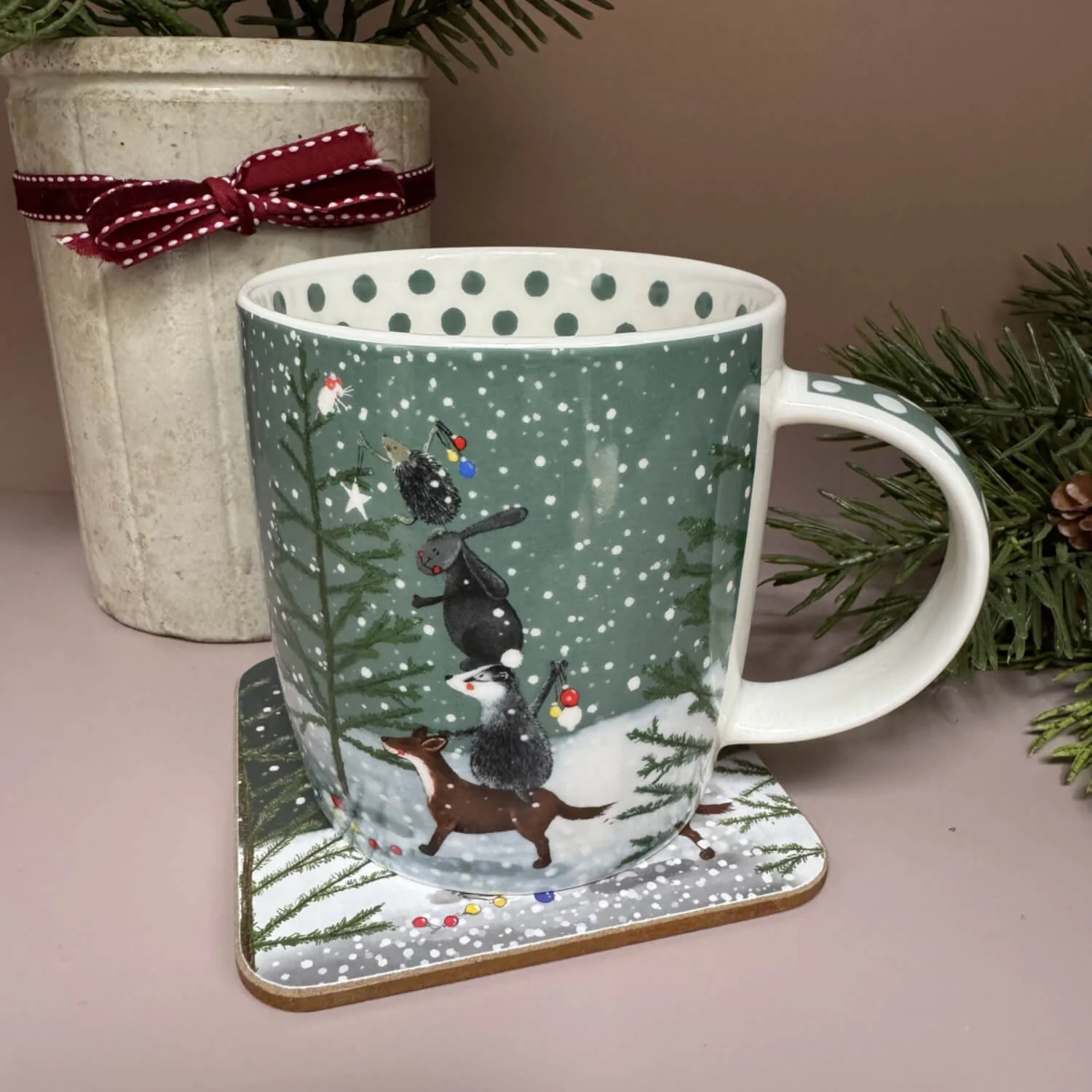 Alex Clark Christmas 400ml China Mug - Decorating The Tree - Image 4