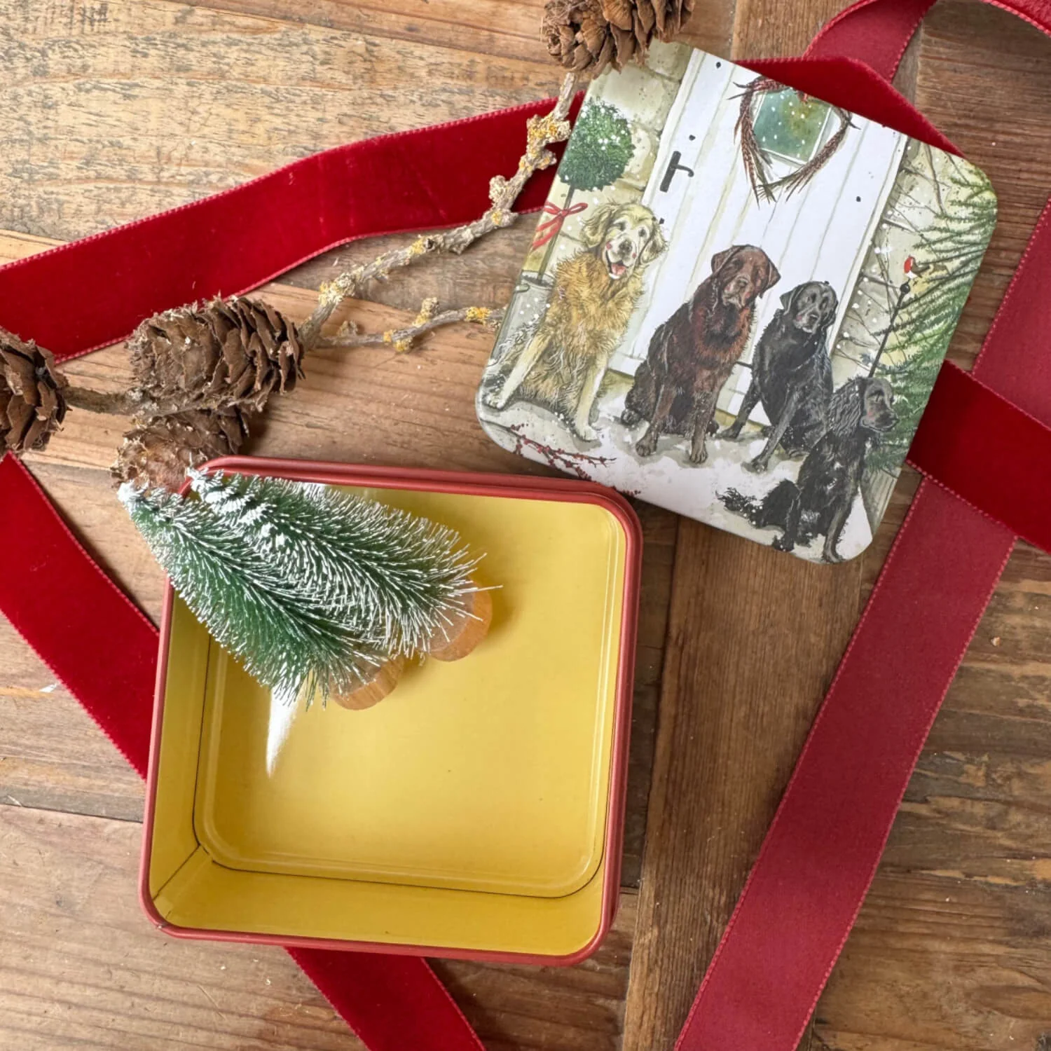 Alex Clark Christmas Medium Square Tin - Christmas Dogs - Image 2