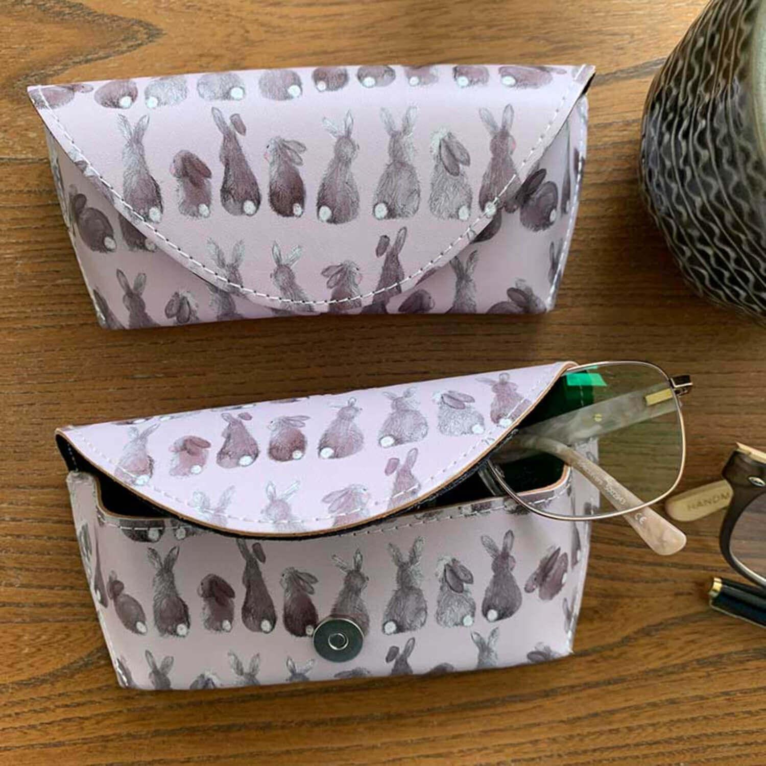 Alex Clark Spectacle Case - Bunnies