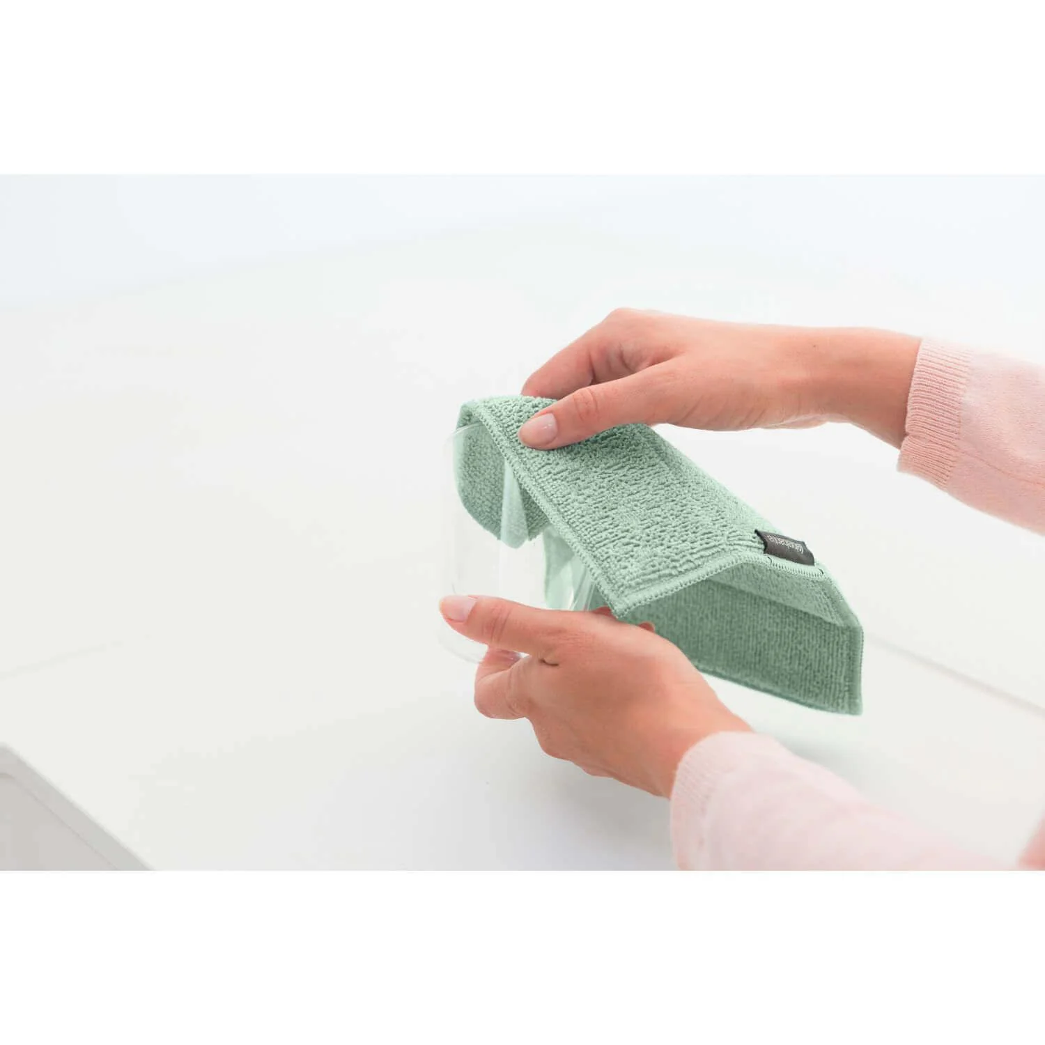 Brabantia Microfibre Cleaning Pads - Set of 3 - Image 3