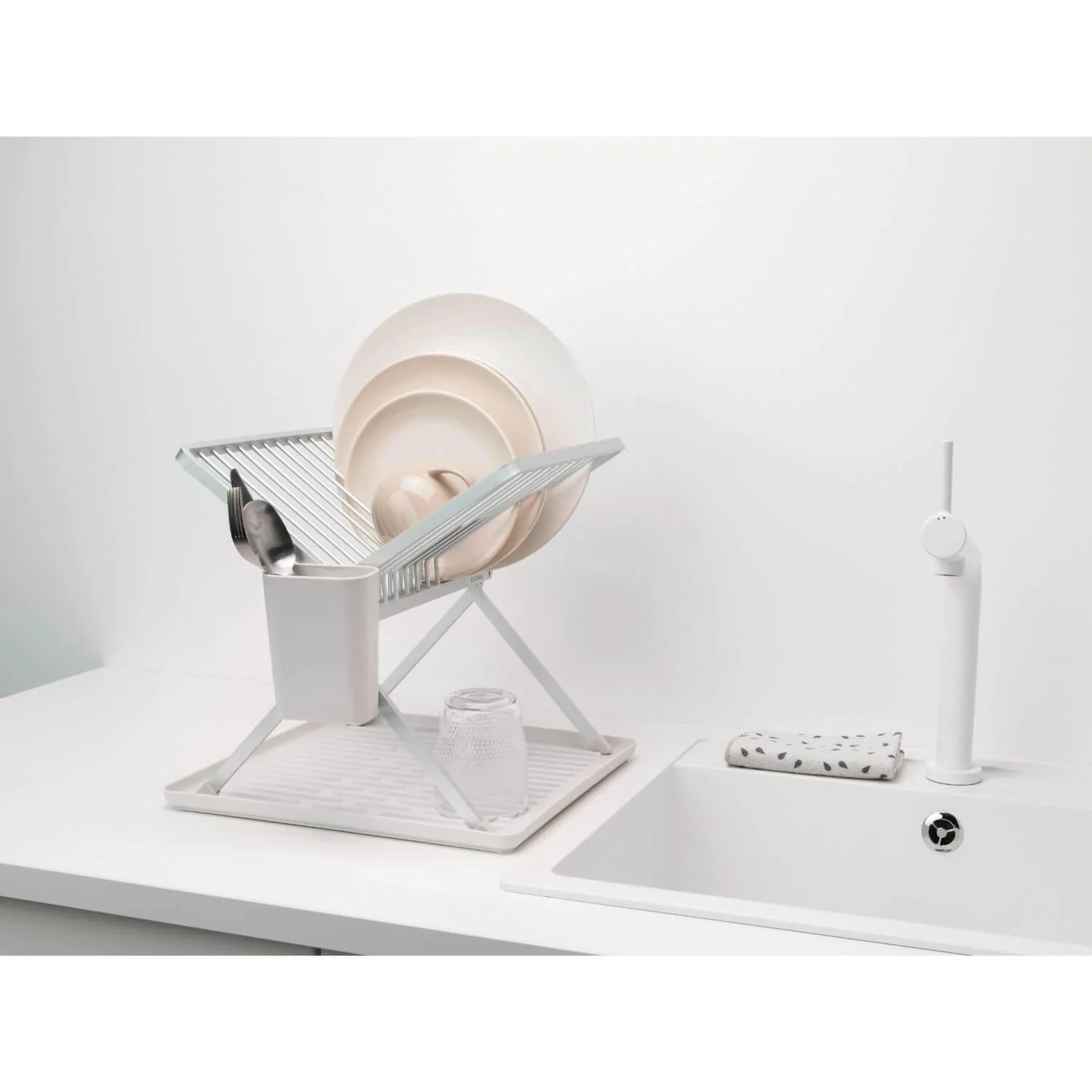 Brabantia SinkSide Light Grey Foldable Dish Rack - Small - Image 9