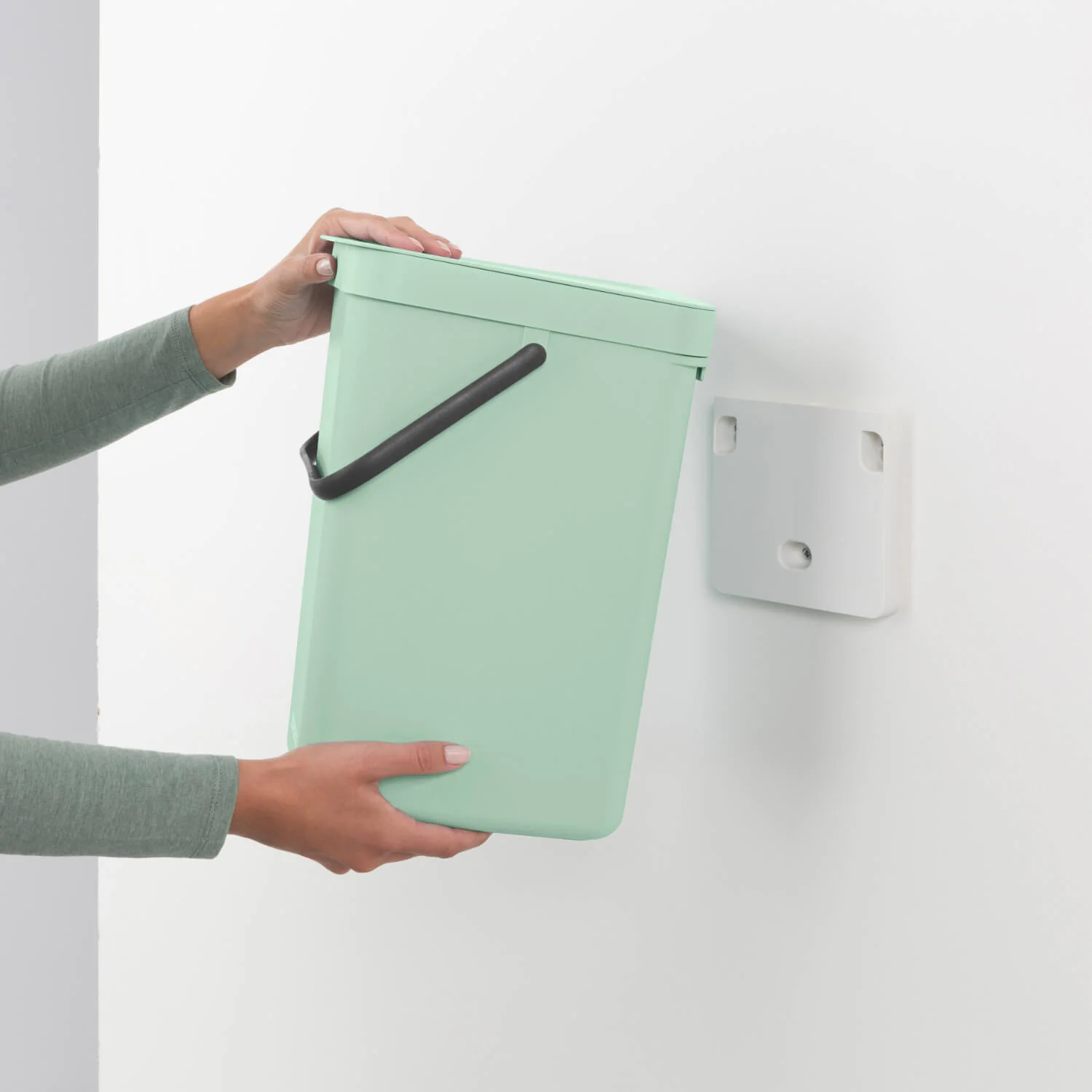 Brabantia Sort & Go 12 Litre Waste Bin - Jade Green - Image 4