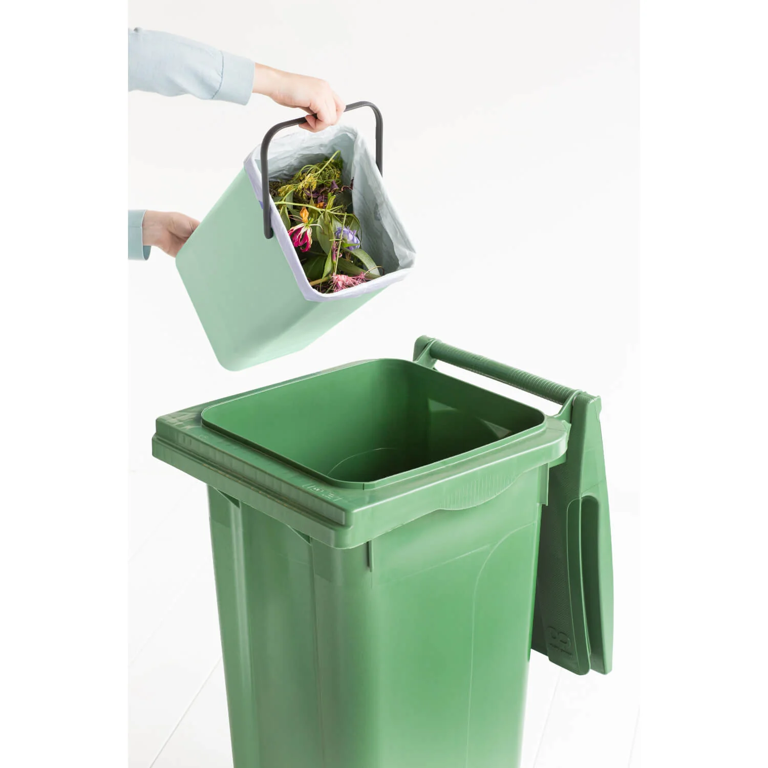 Brabantia Sort & Go 12 Litre Waste Bin - Jade Green - Image 7