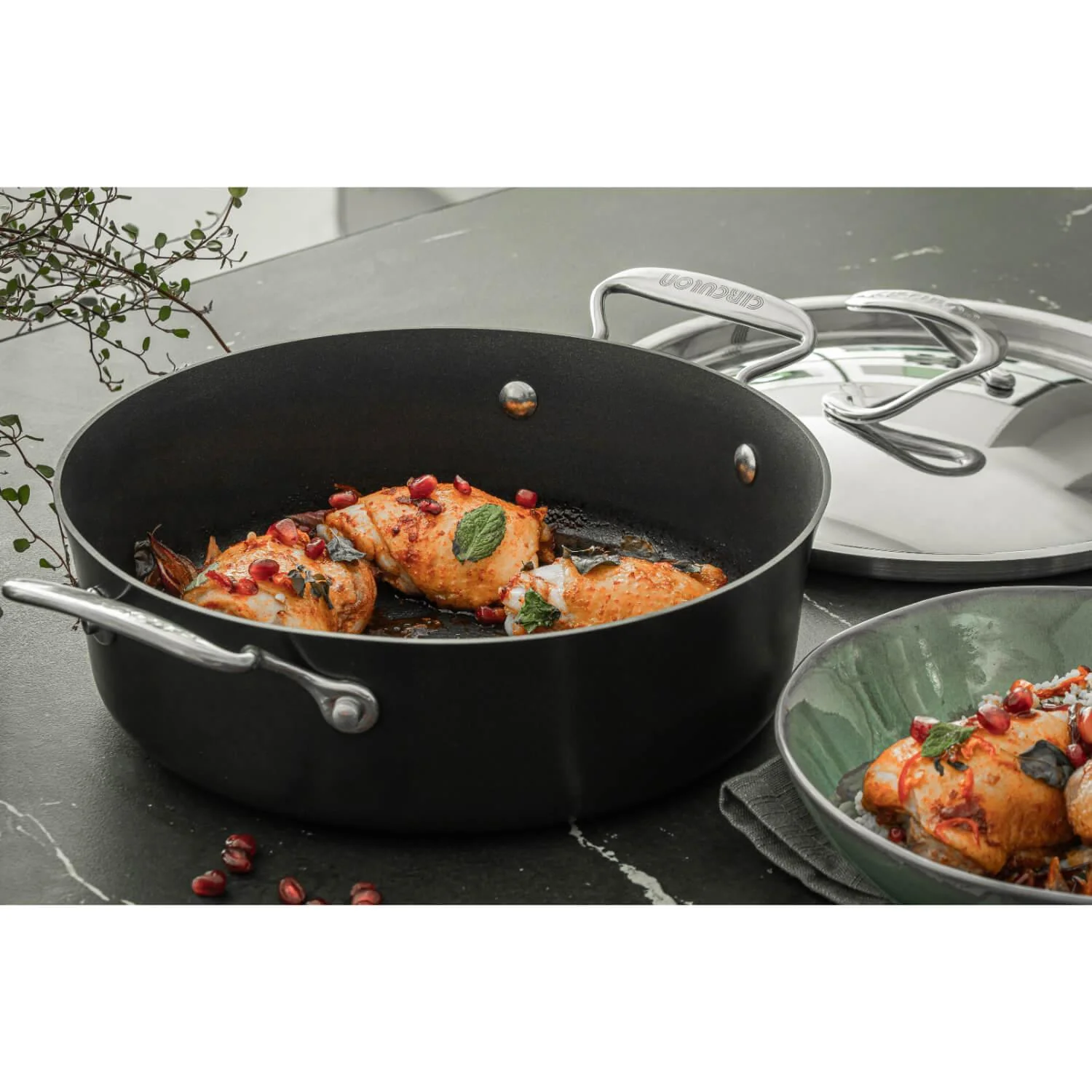 Circulon Style Hard Anodised Non-Stick Sautese Pan - 20cm - Image 4