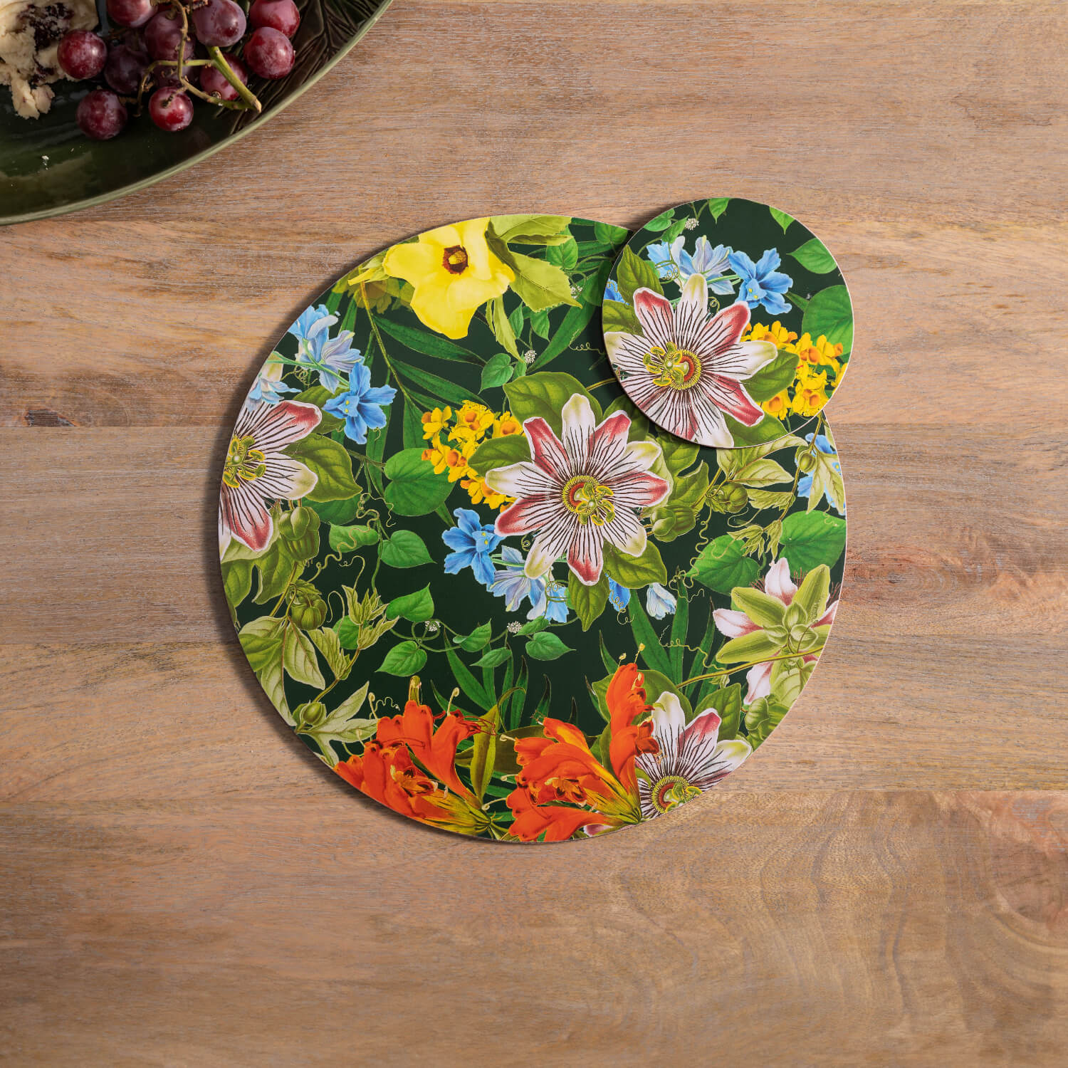 Creative Tops Set Of 4 Round Placemats - Floral - Image 3