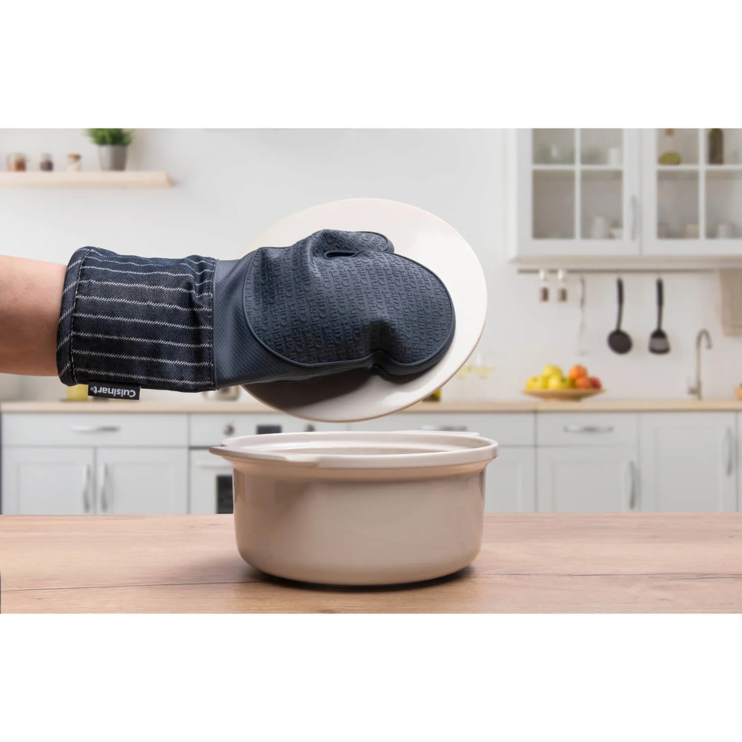 Cuisinart Silicone Oven Mitt - Denim Pinstripe - Image 8