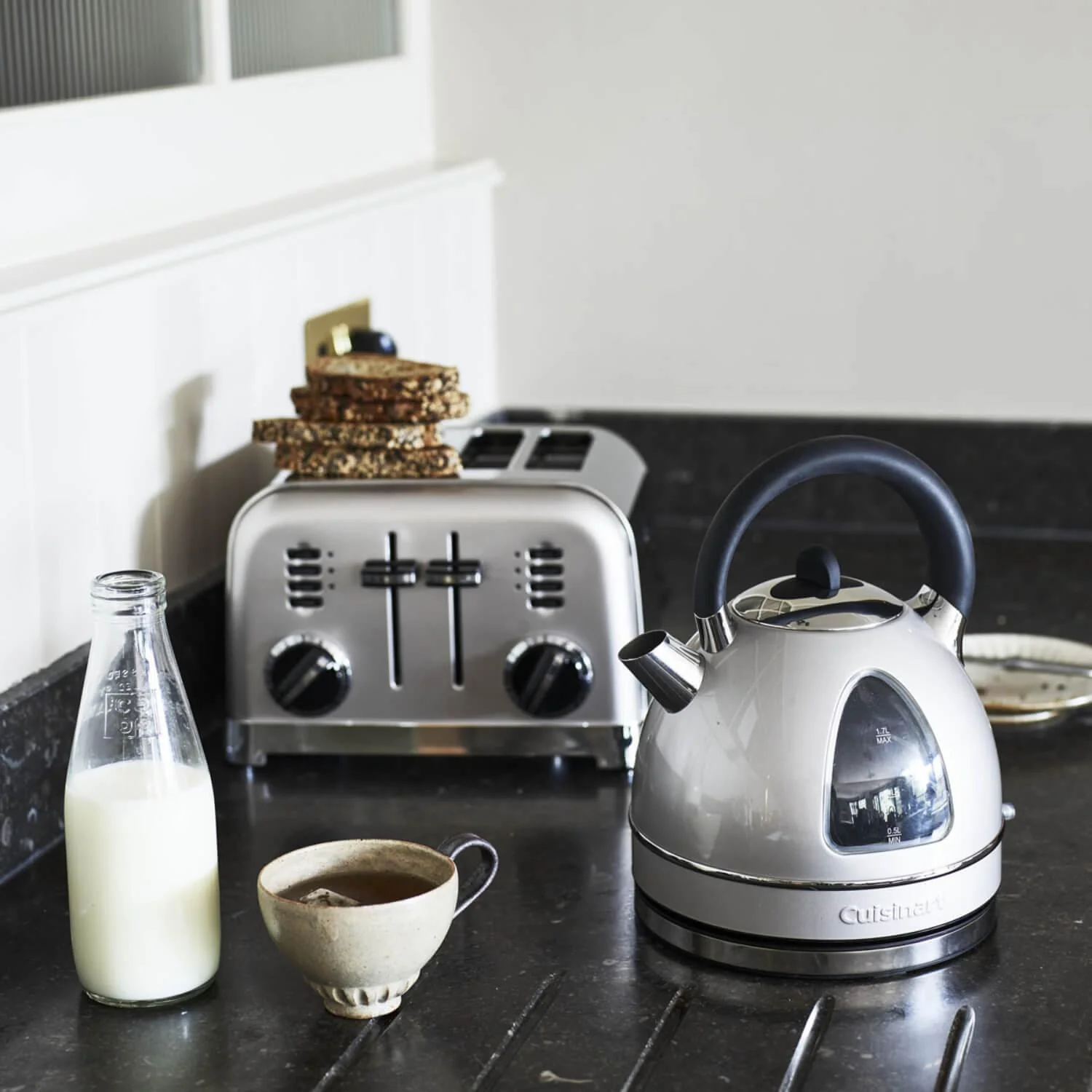 Cuisinart Style Collection Traditional Dome Kettle & 2 Slice Toaster Set - Frosted Pearl - Image 9