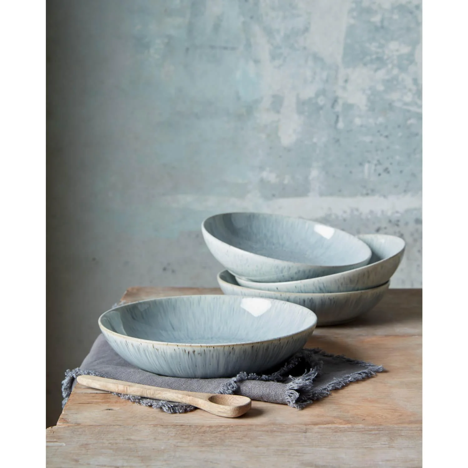 Denby Halo Speckle Medium Coupe Plate - 21cm - Image 3