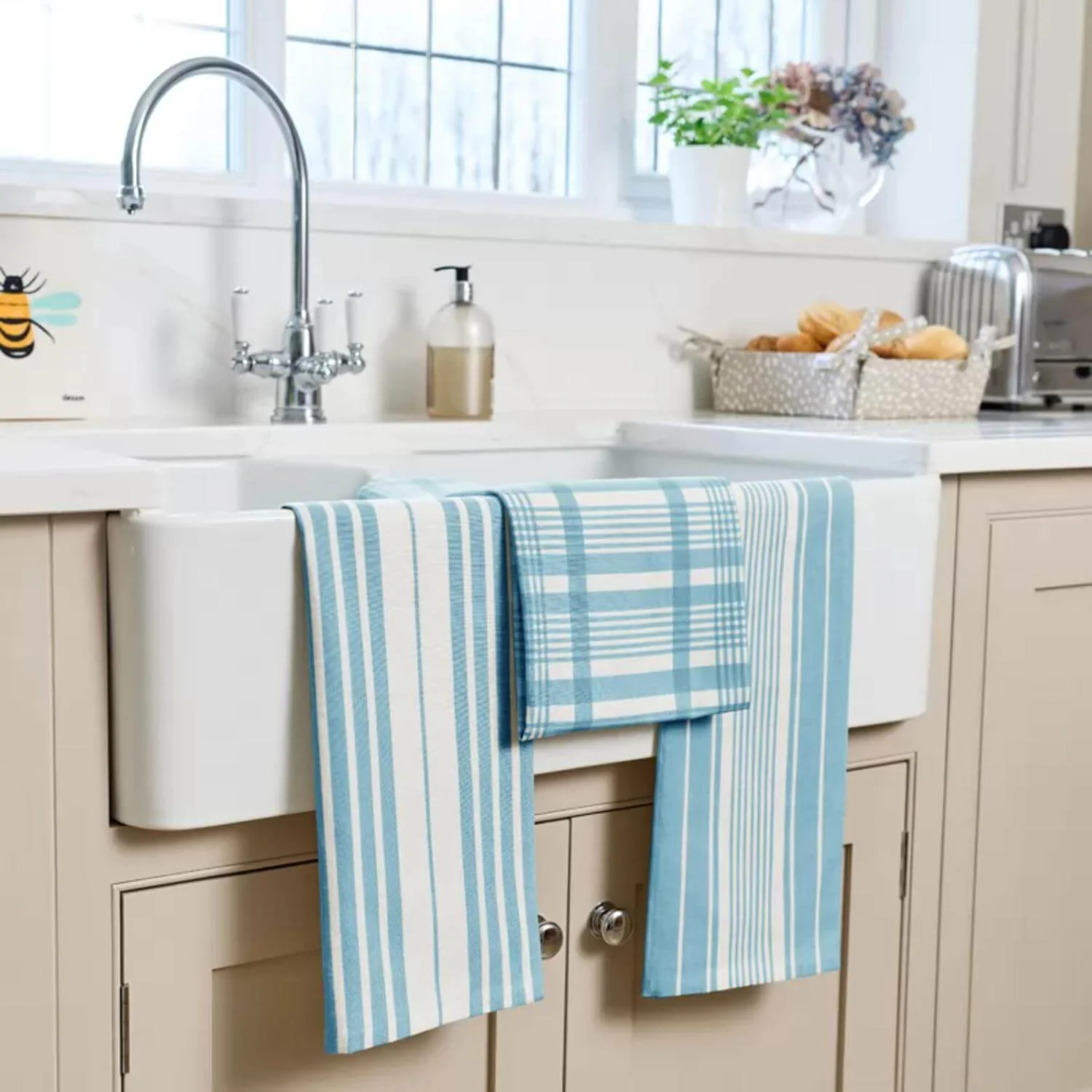 Dexam Love Colour 3-Piece Extra Large Cotton Tea Towels - Duck Egg - Image 4