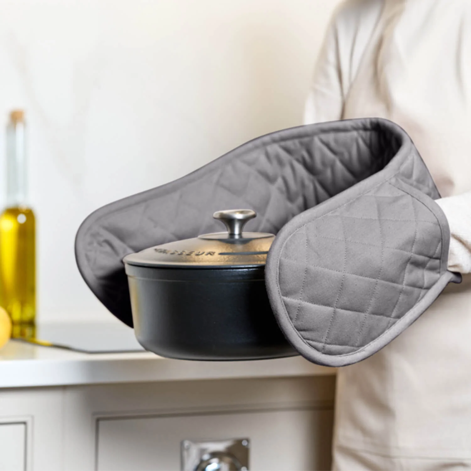 Dexam Love Colour Cotton Double Oven Gloves - Slate Grey - Image 2