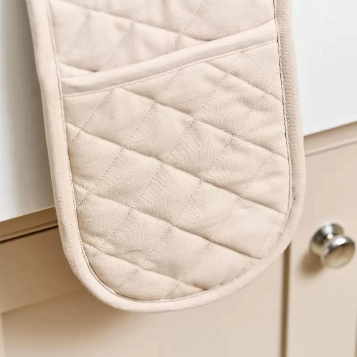 Dexam Love Colour Cotton Double Oven Gloves - Stone - Image 2