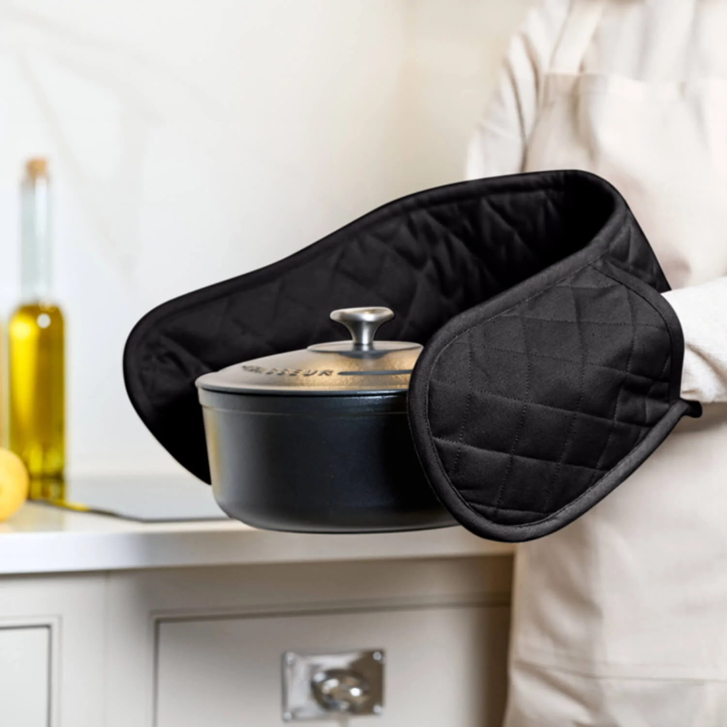 Dexam Love Colour Cotton Double Oven Gloves - True Black - Image 5