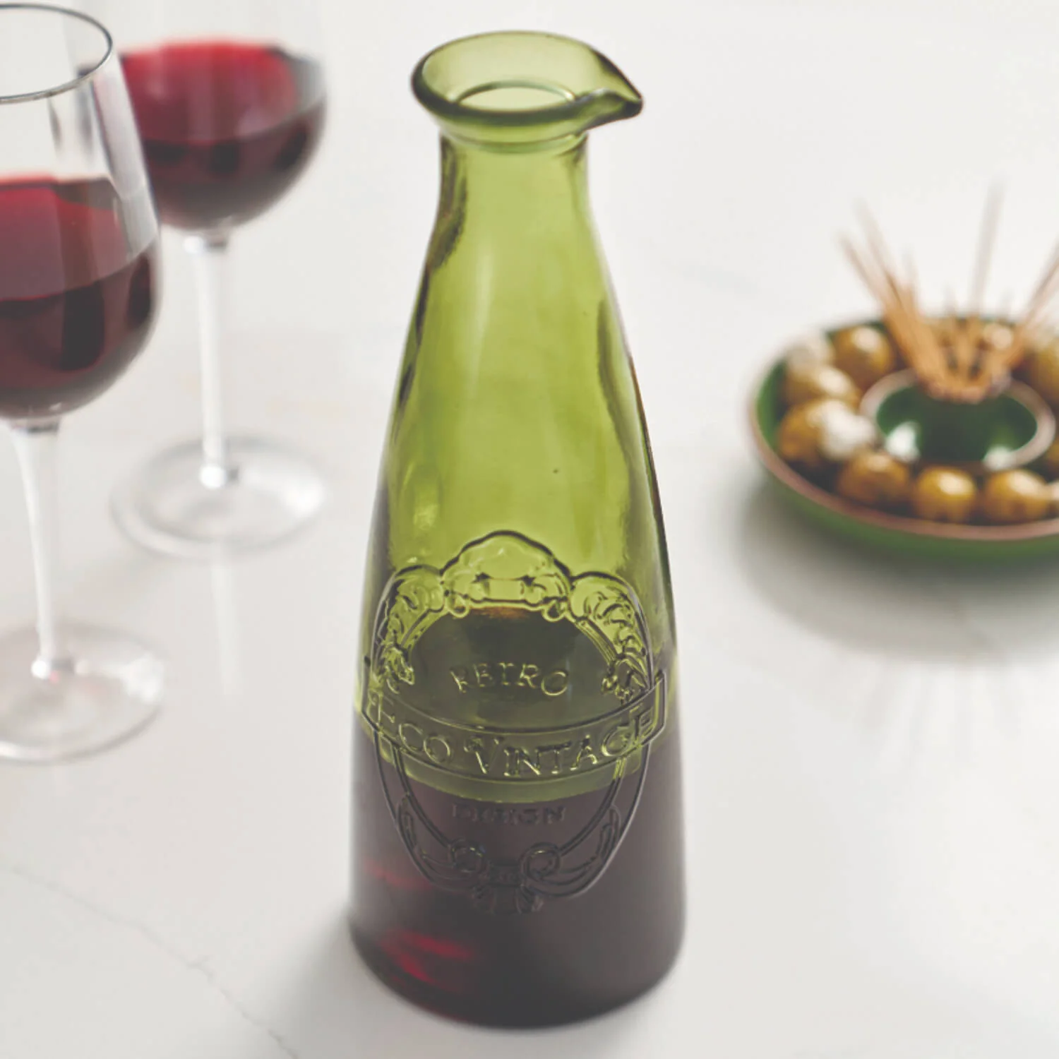 Dexam Sintra 100% Recycled Glass 1 Litre Carafe - Green - Image 2