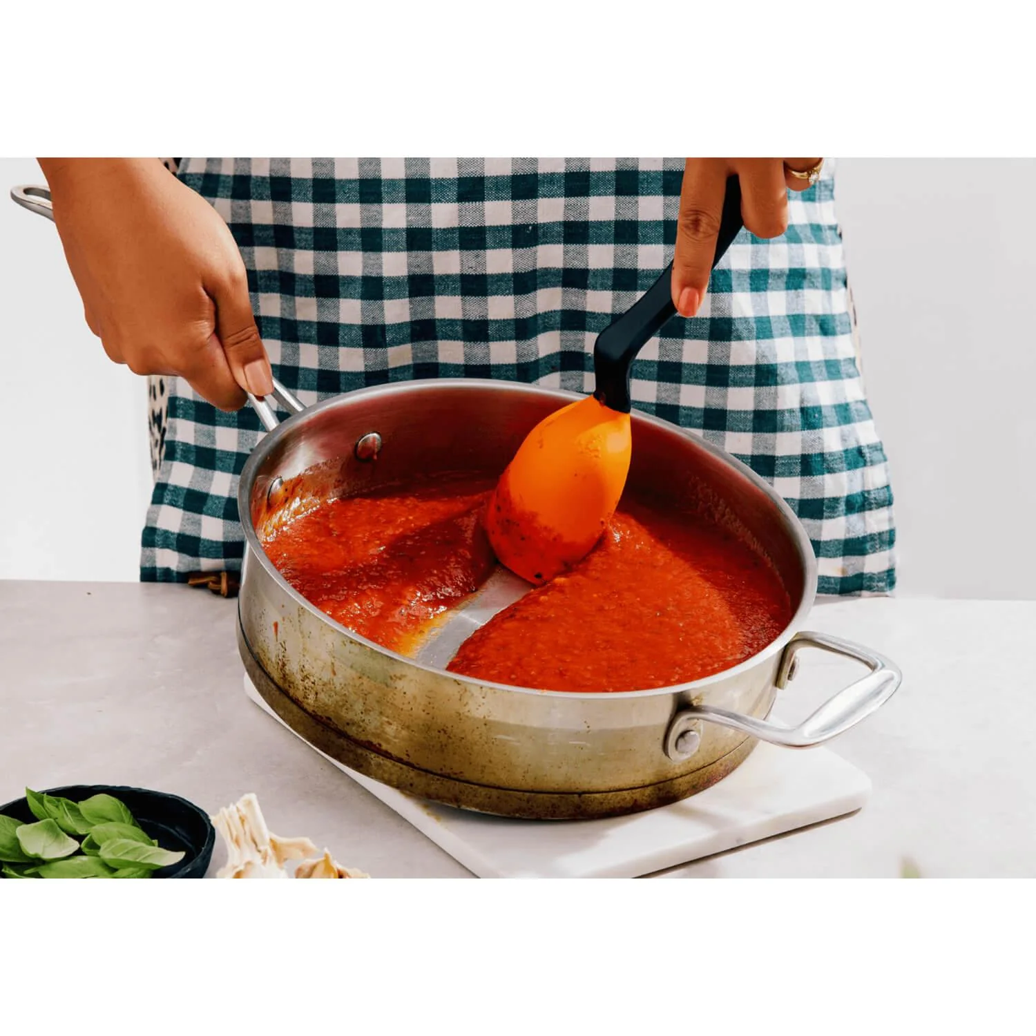 Dreamfarm Supoon Measuring & Scraping Spoon - Red - Image 3