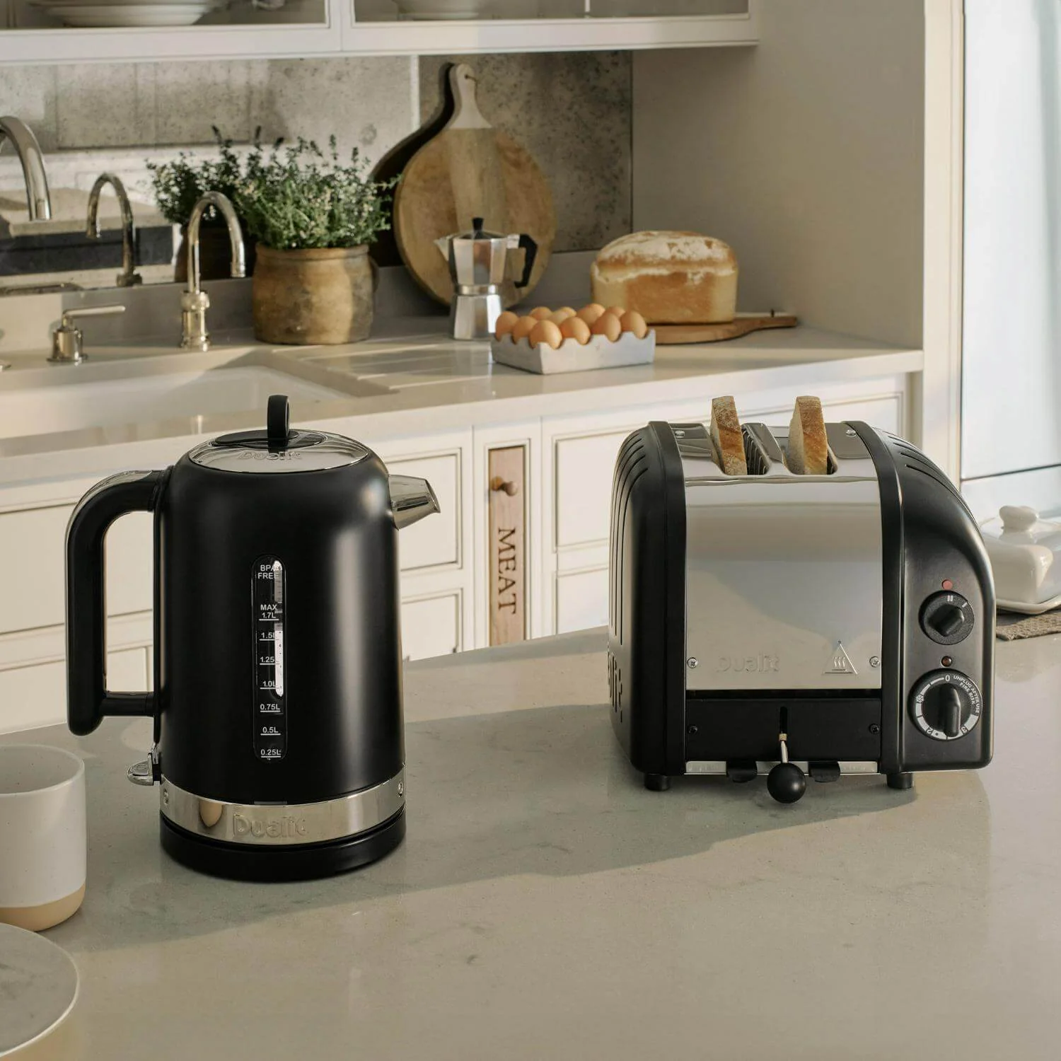 Dualit Classic Vario AWS 20433 2 Slice Toaster - Matte Black - Image 4
