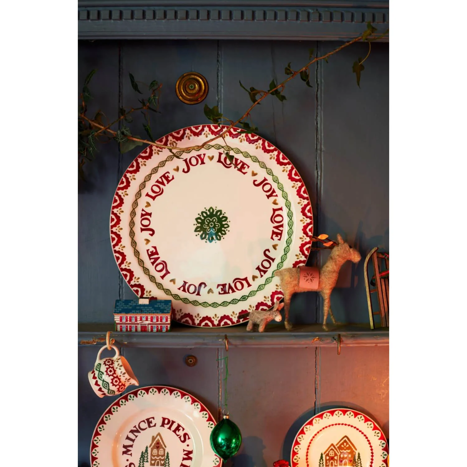 Emma Bridgewater 13" Serving Plate - Christmas Joy - Image 2