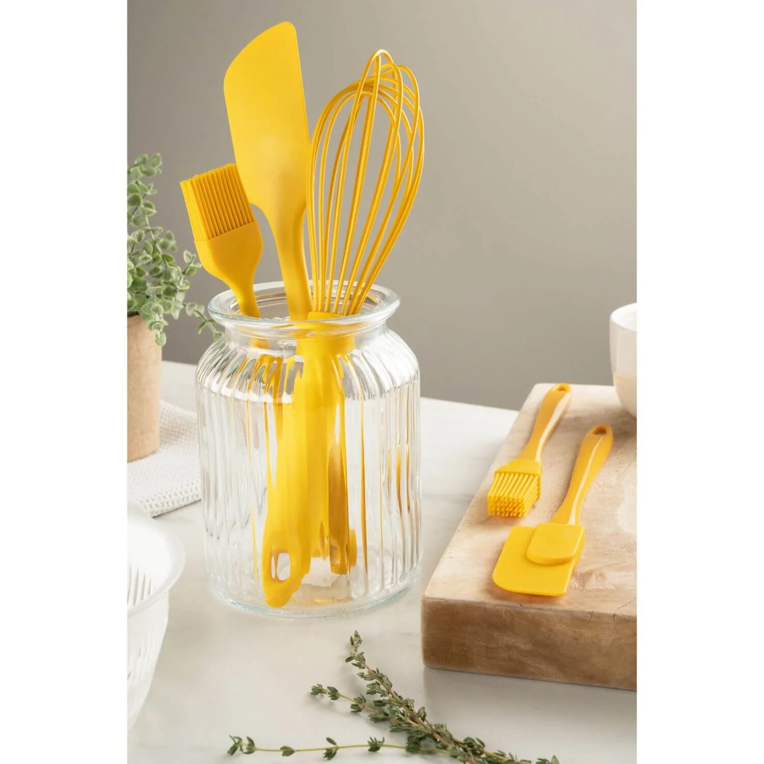 Fusion Twist Silicone Mini Pastry Brush & Jar Scraper Set - Yellow - Image 3