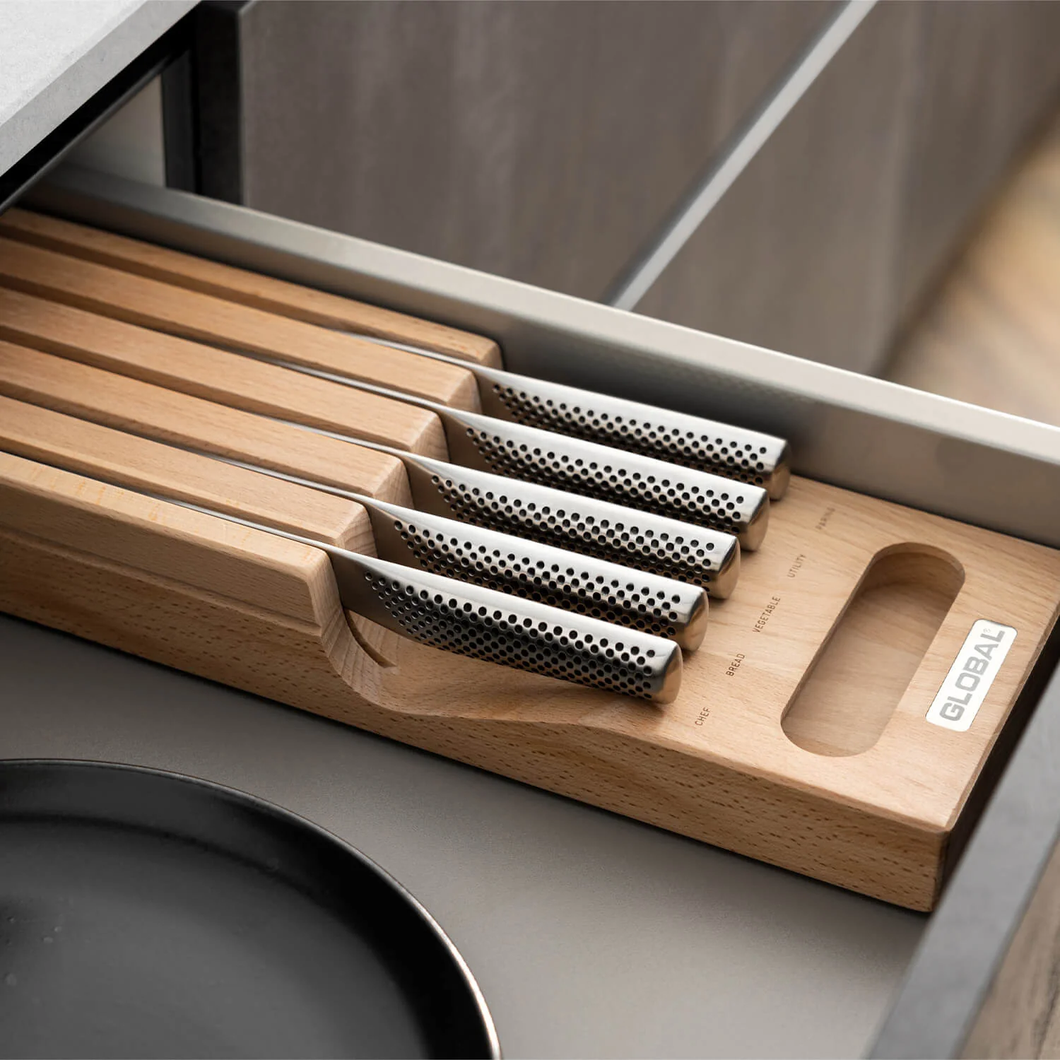 Global Knives Hikaeme 6 Piece In-Drawer Kitchen Knife Dock Set - Image 4