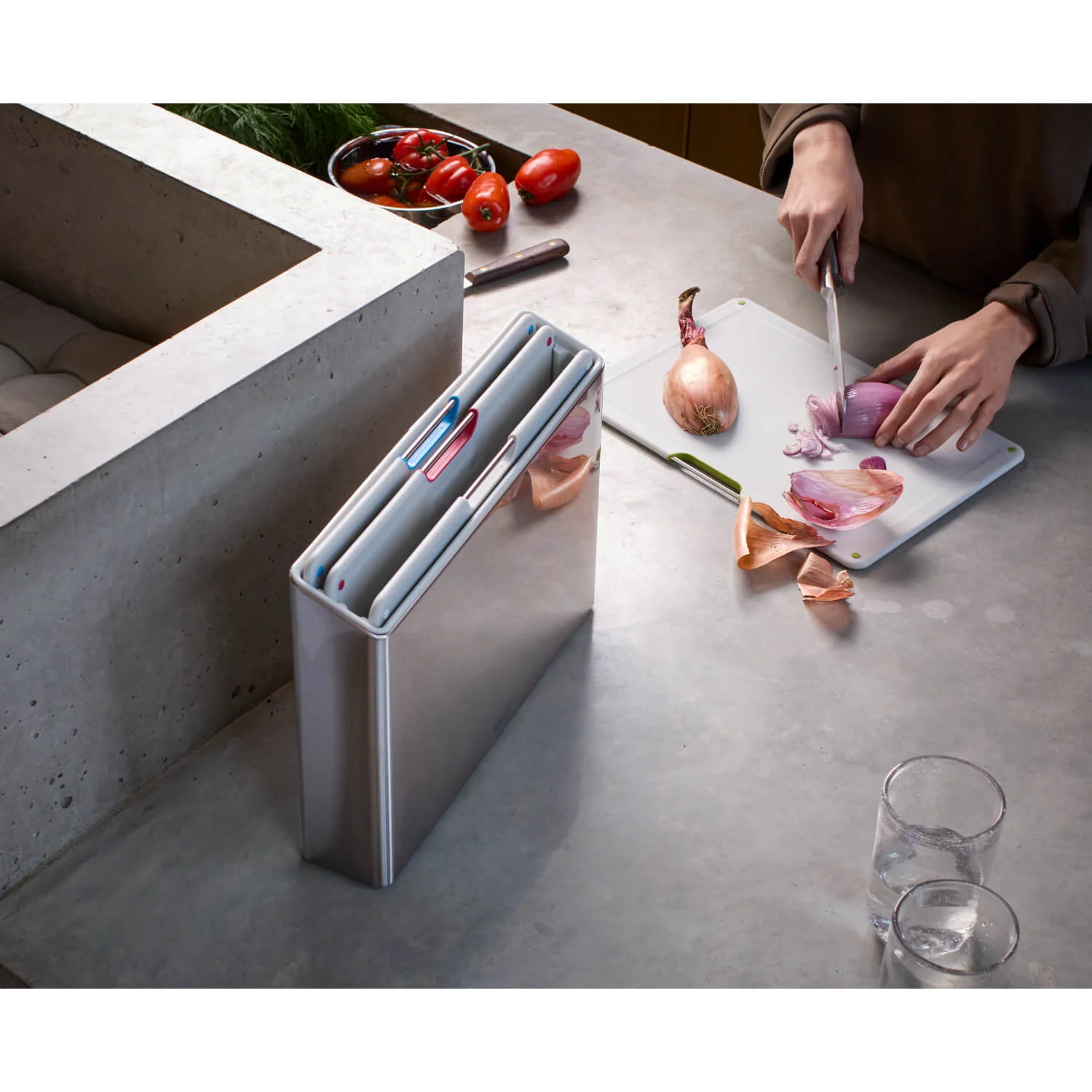Joseph Joseph 4-Piece Stainless Steel Folio™ Chopping Board Set - Stone - Image 10