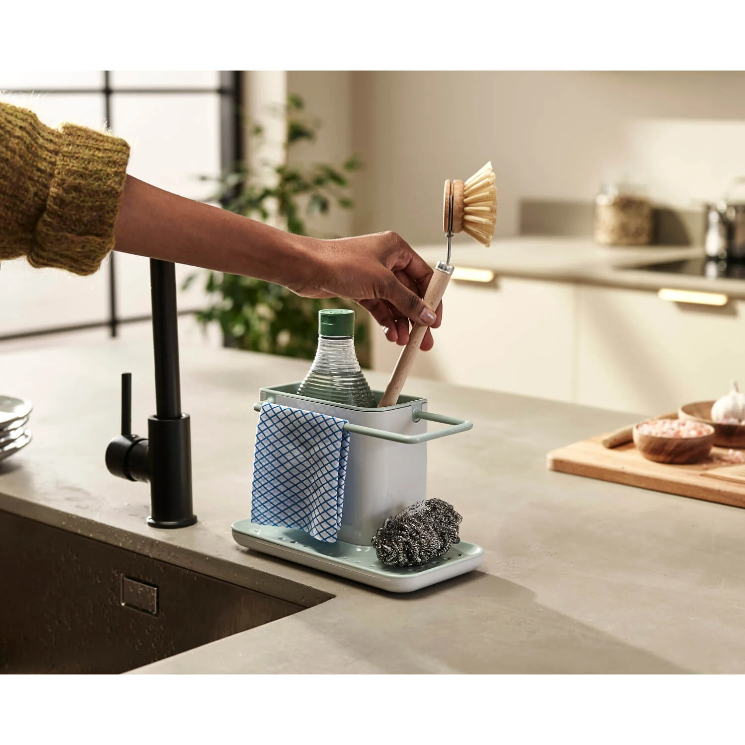 Joseph Joseph Caddy Sink Tidy - Light Stone & Sage Green - Image 13
