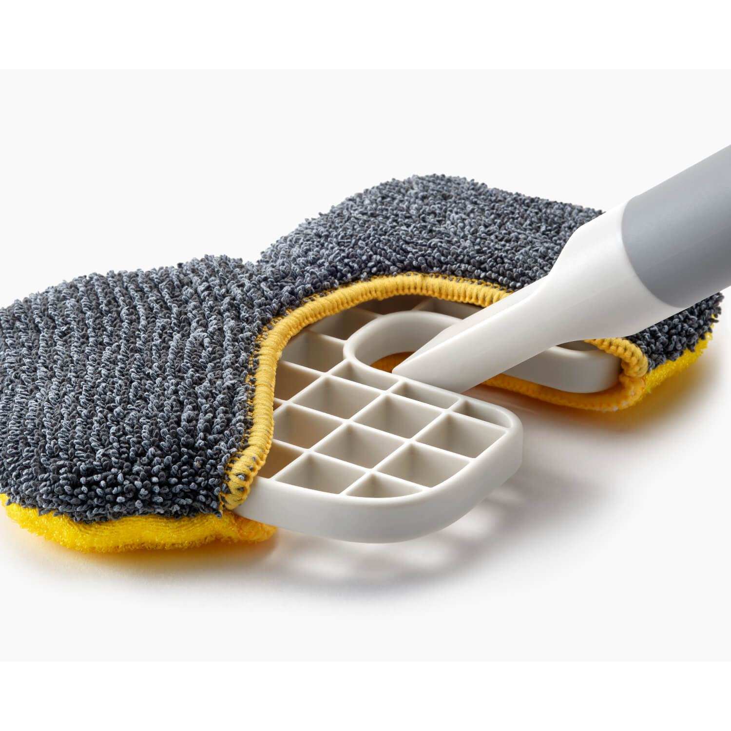 Joseph Joseph  CleanTech™ 2-in-1 Surface Scrubber Tool - Image 4