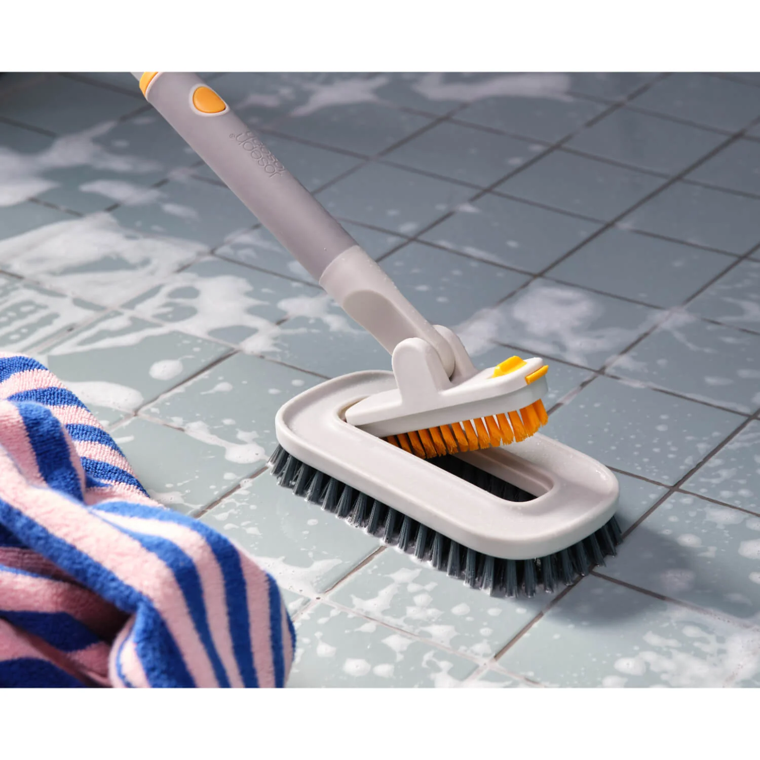 Joseph Joseph CleanTech™ 2-in-1 Tile Scrubber Tool - Image 7