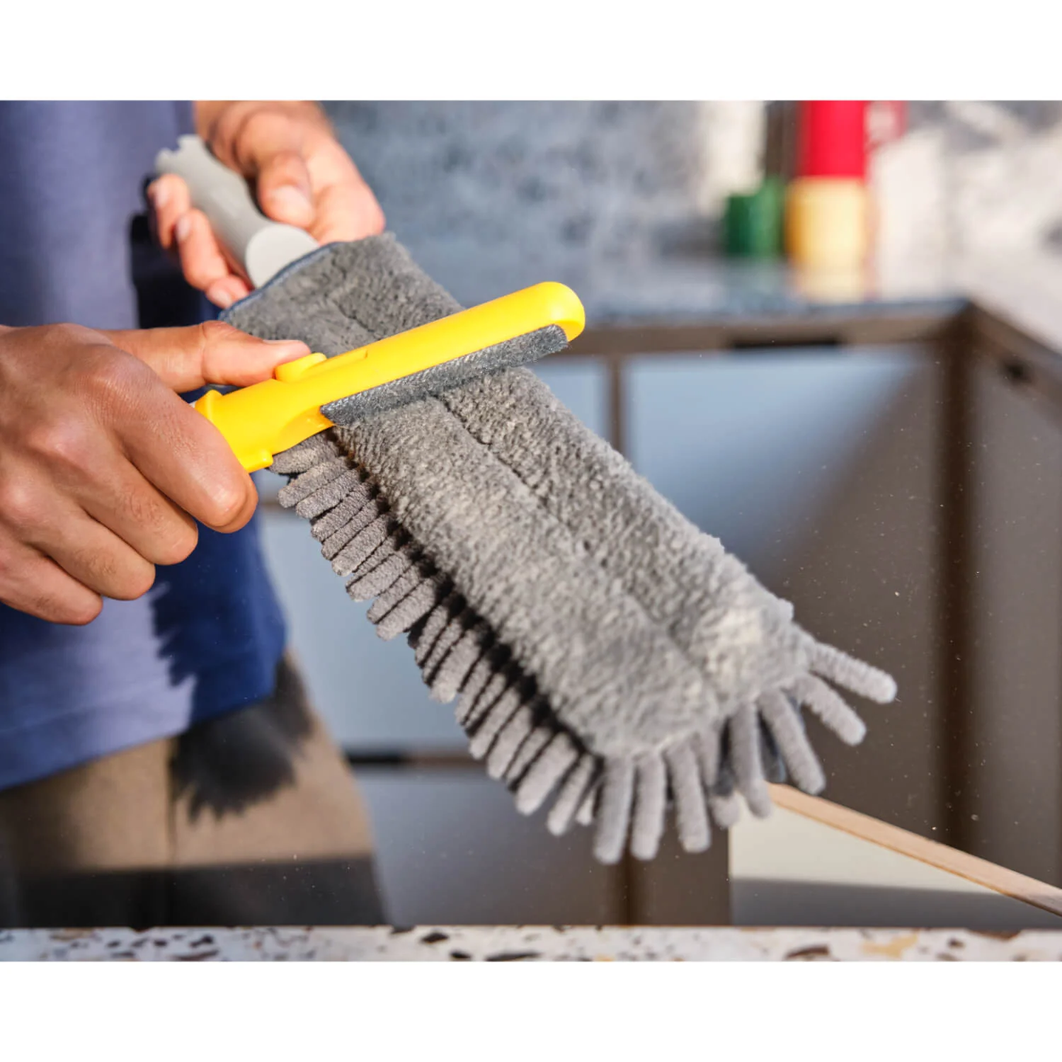 Joseph Joseph  CleanTech™ 3-in1 Duster With Storage Cover - Image 9