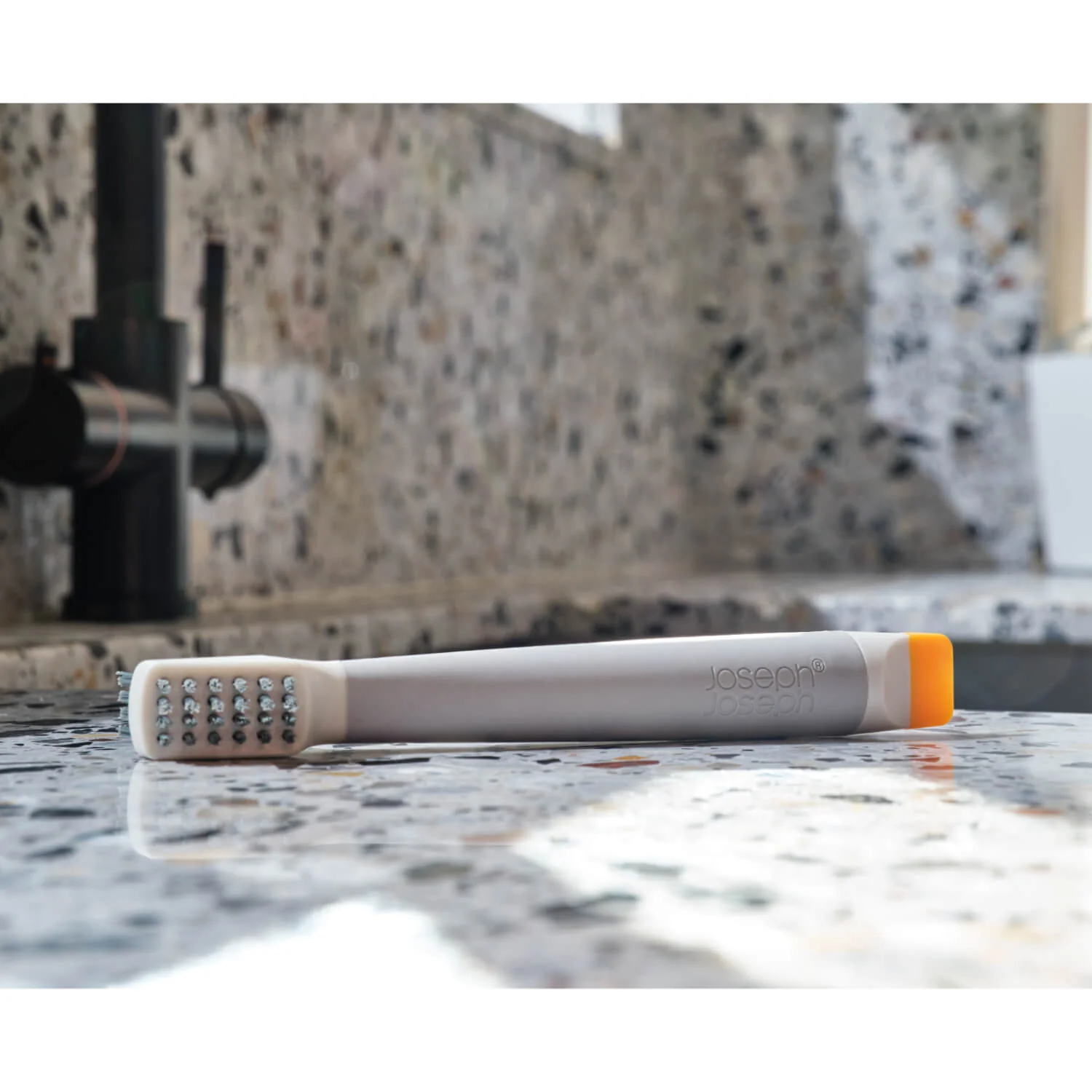 Joseph Joseph CleanTech™ Detail Spot Cleaning Tool - Image 7