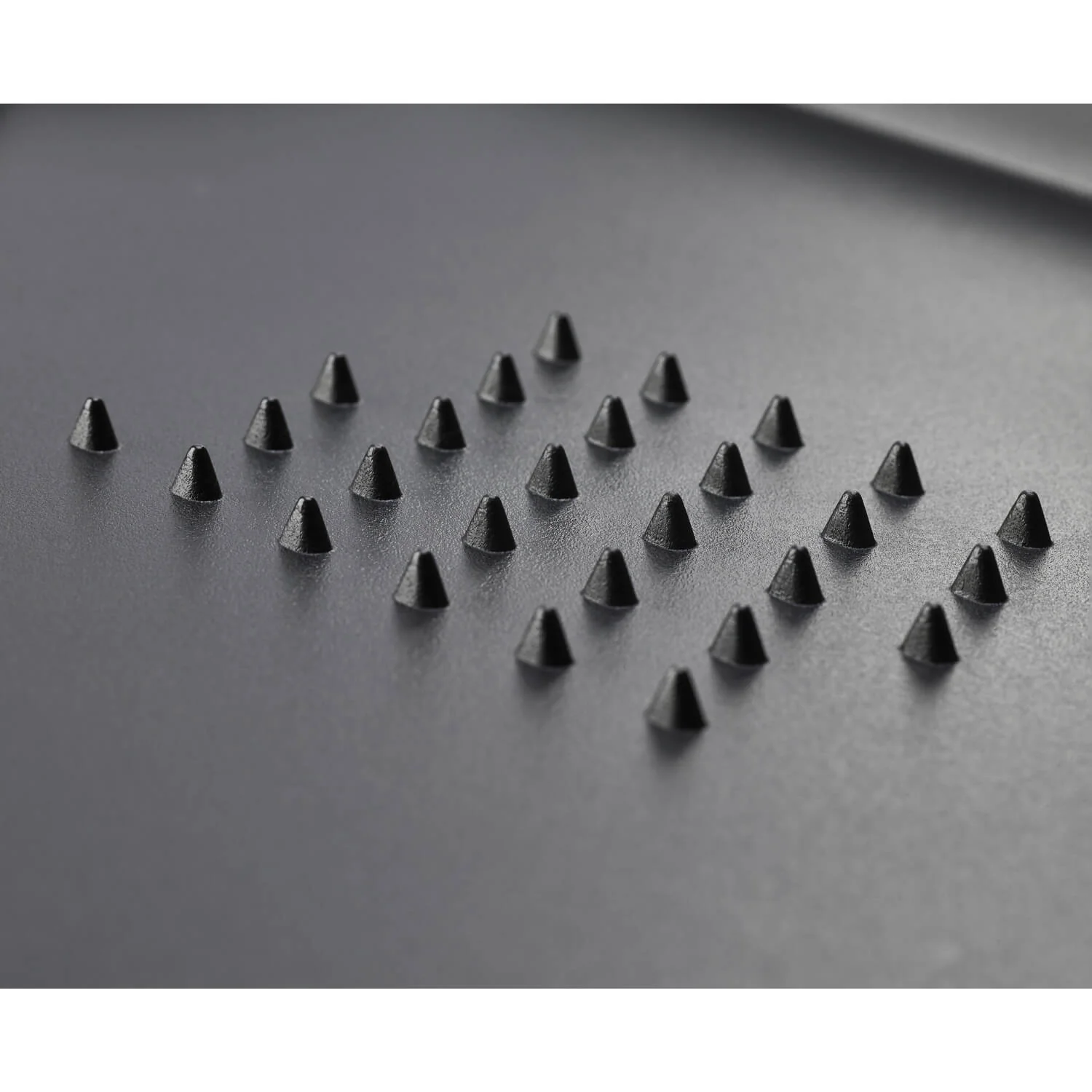 Joseph Joseph Cut&Carve Plus Multi-function Extra Large Chopping Board - Black - Image 2