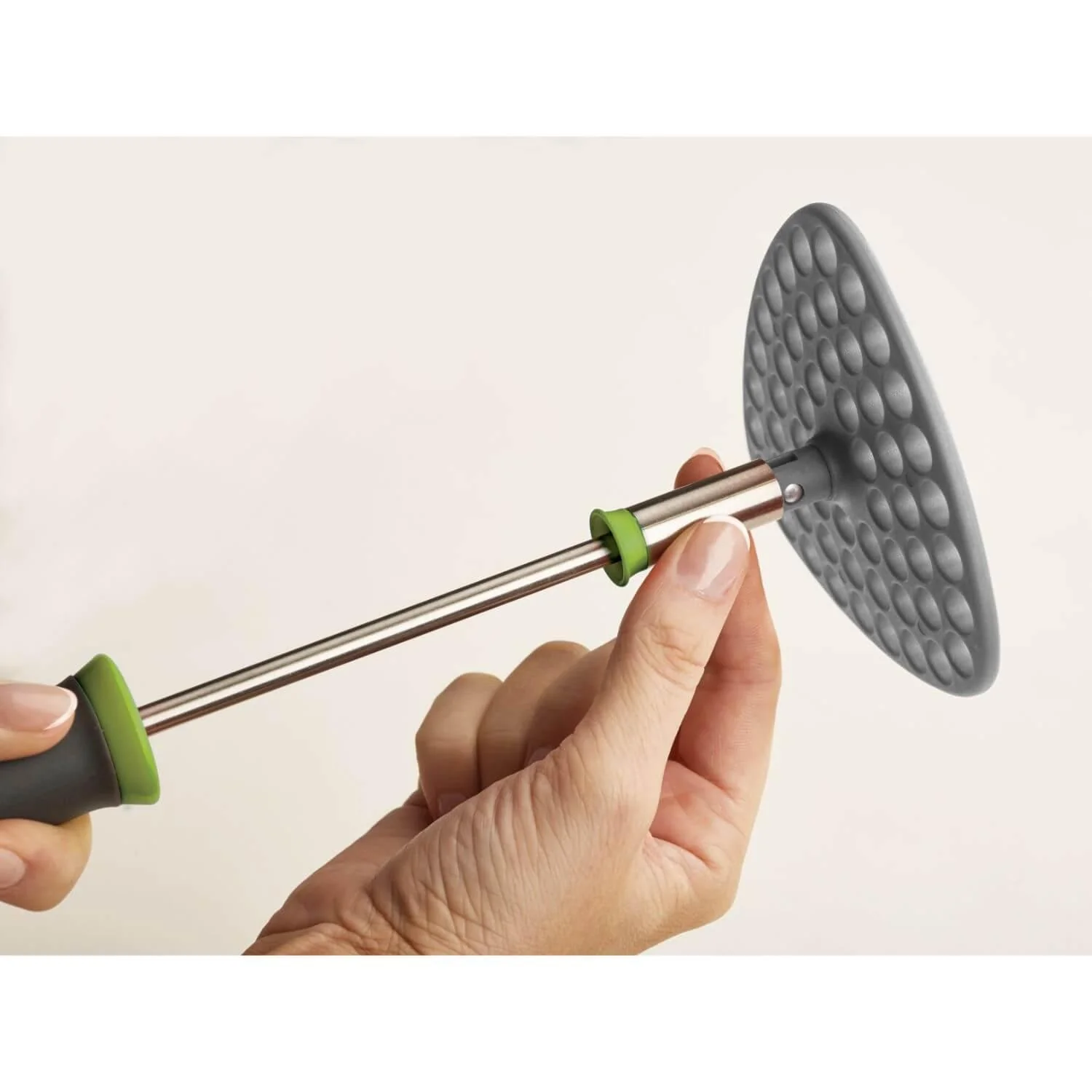 Joseph Joseph Delta Folding Potato Masher - Green / Grey - Image 2