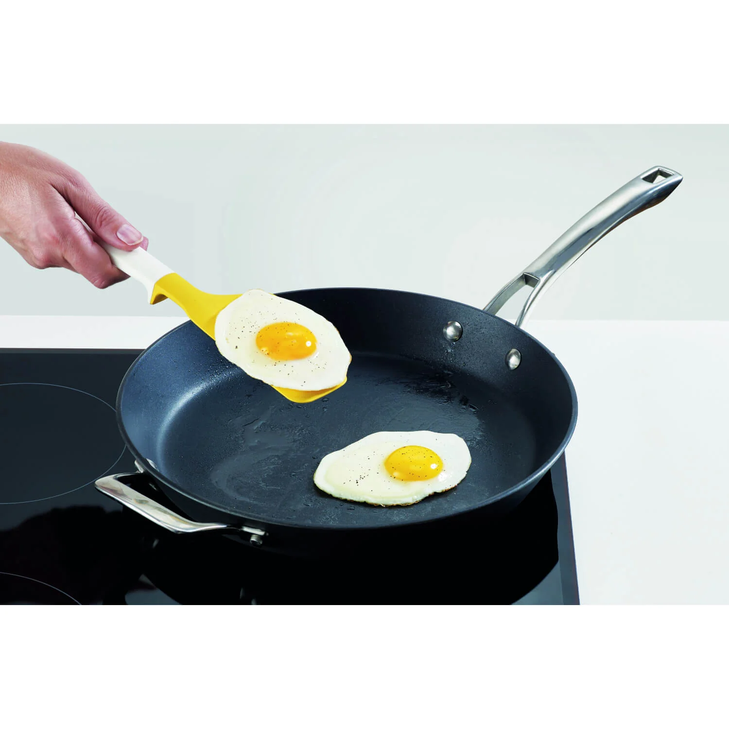 Joseph Joseph Elevate™ Egg Spatula - Yellow - Image 3