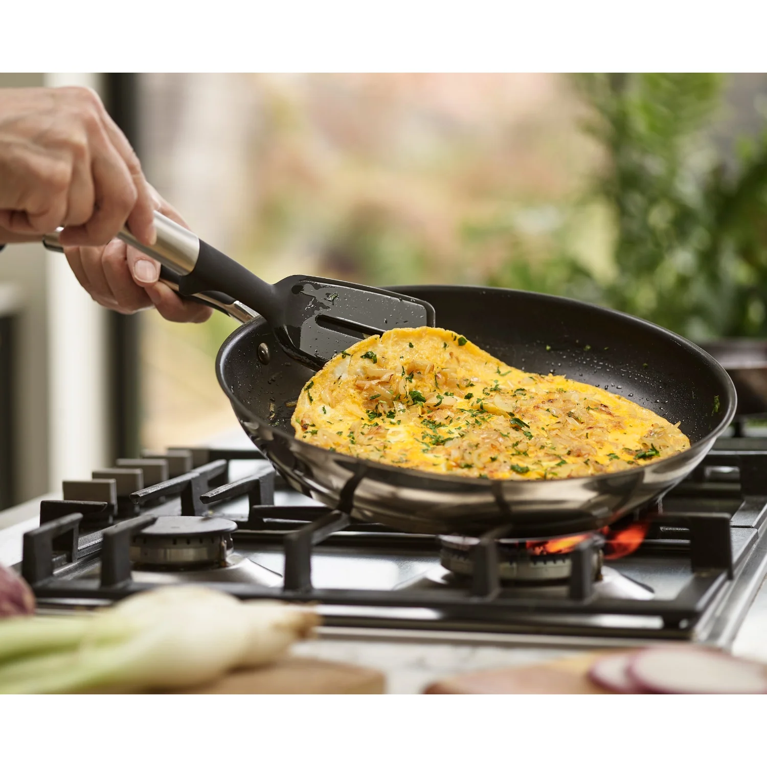 Joseph Joseph Elevate Stainless Steel & Silicone Utensil 5-Piece Carousel Set - Image 10