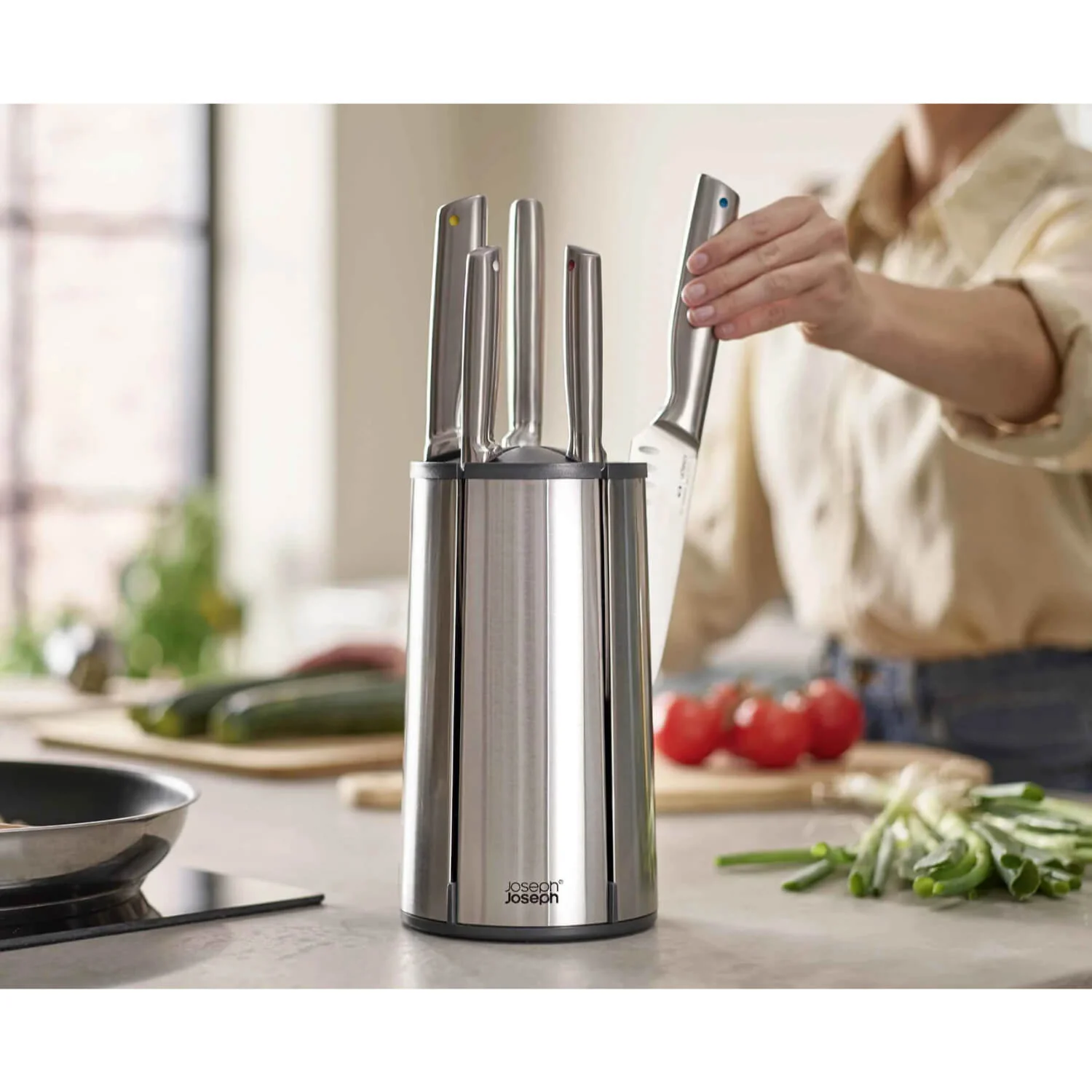 Joseph Joseph Elevate Steel Knives Carousel 5-Piece Set - Image 10