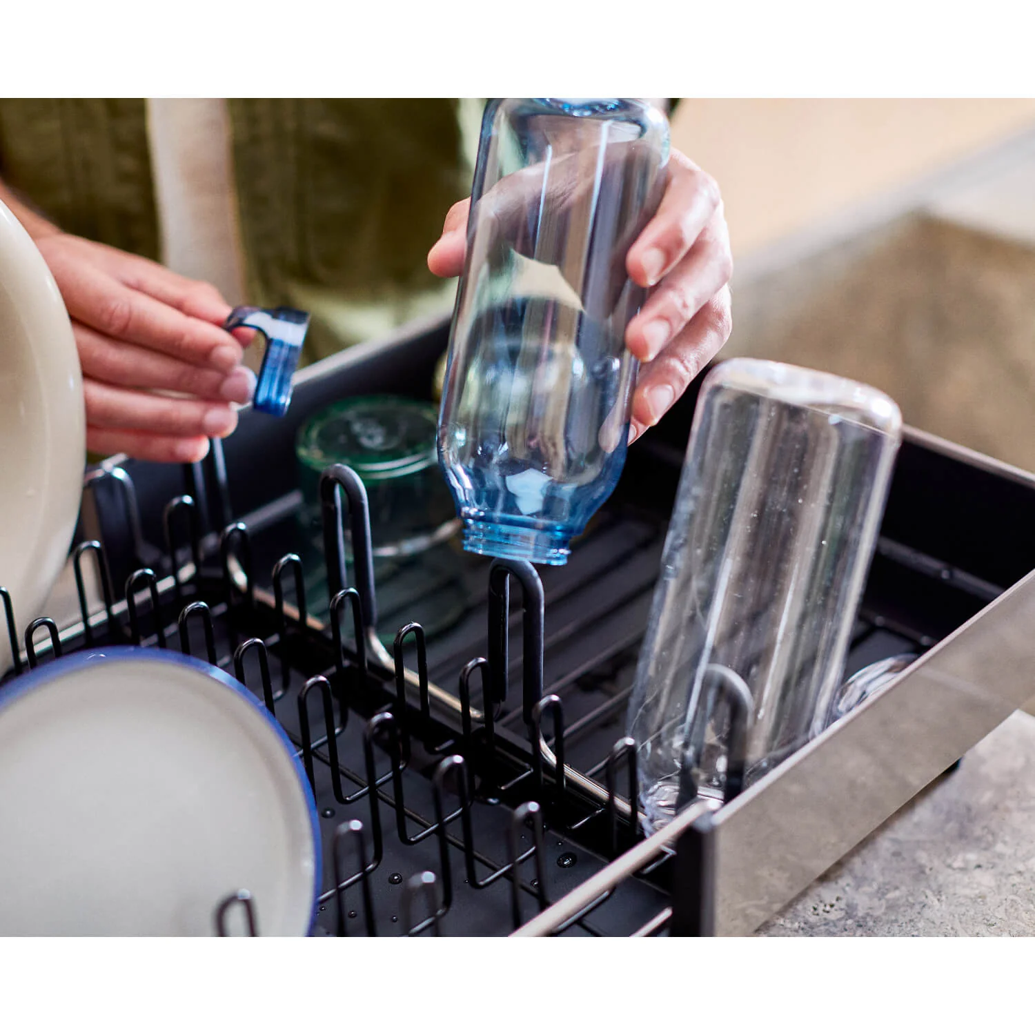 Joseph Joseph Extend™ Steel Plus Expandable Dish Drainer with Wine Rack - Black - Image 8