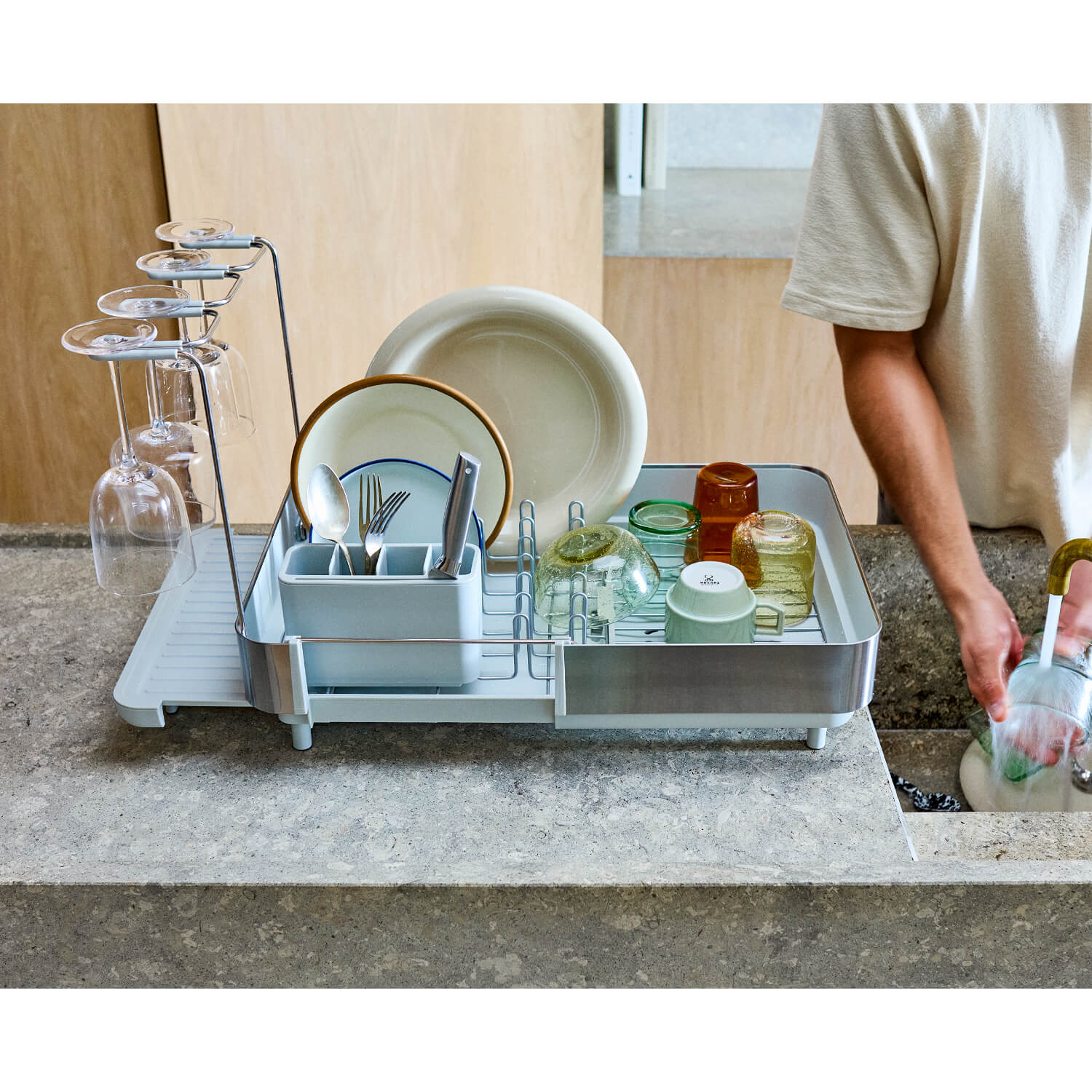 Joseph Joseph Extend™ Steel Plus Expandable Dish Drainer with Wine Rack - Light Stone - Image 7