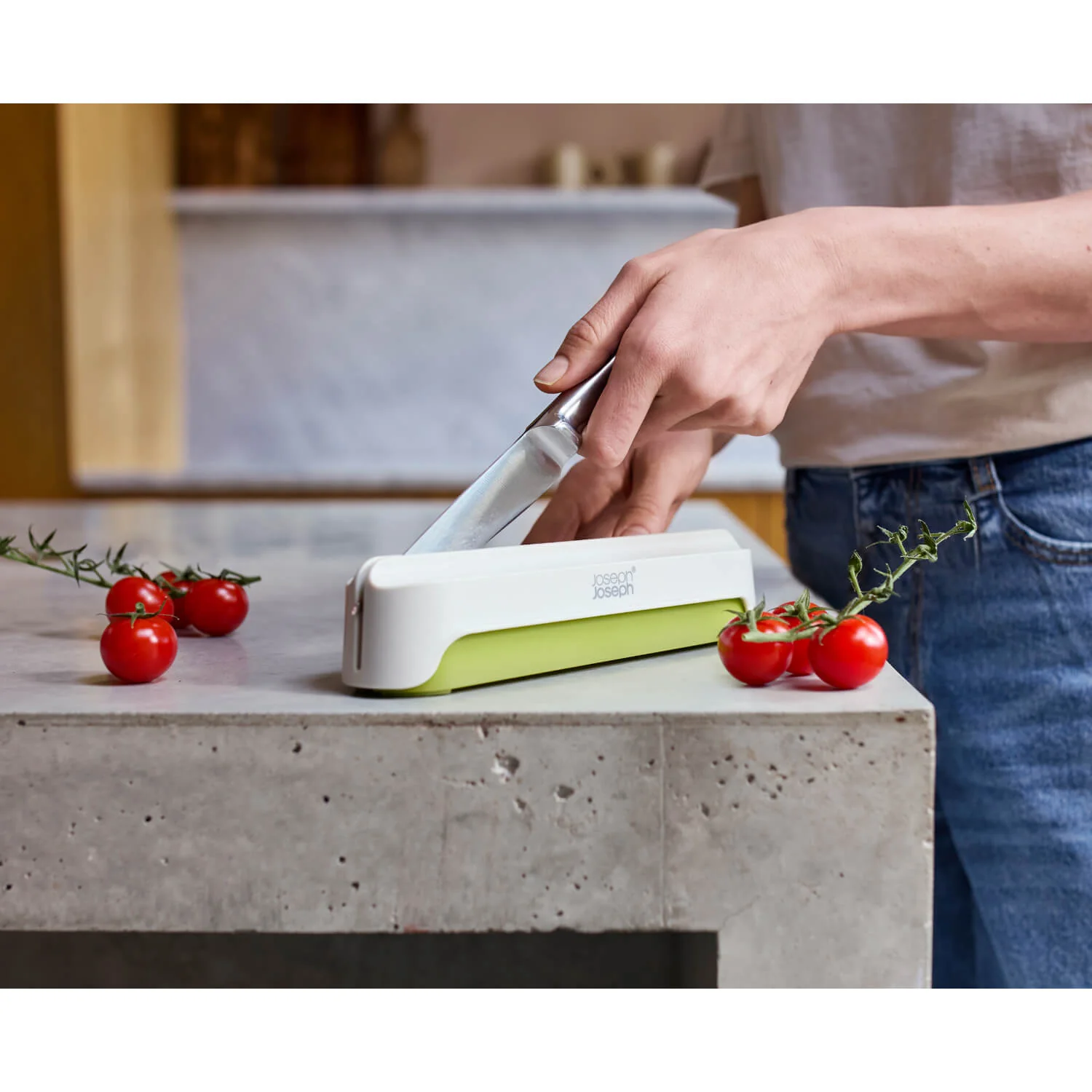 Joseph Joseph Halve-It™ Food Slicing Tool - Green - Image 9