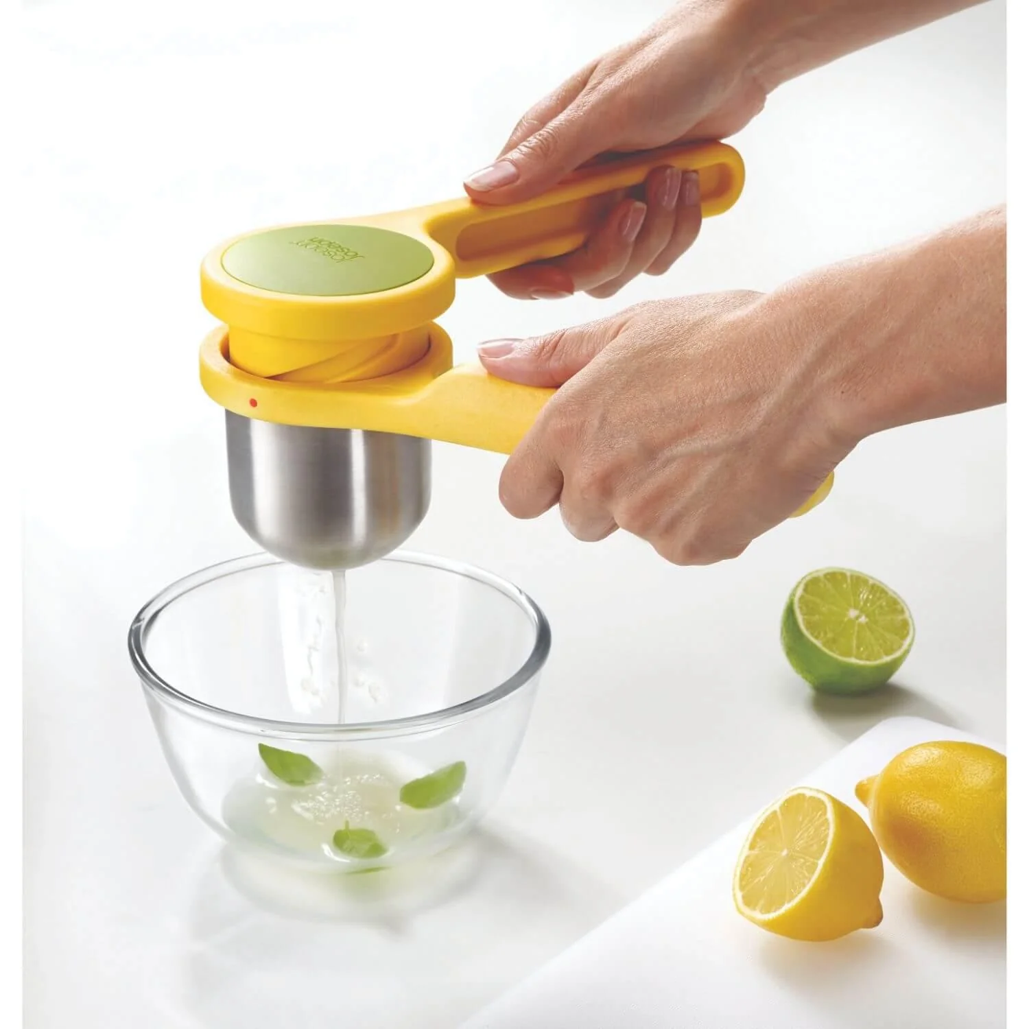 Joseph Joseph Helix Citrus Press - Yellow - Image 3