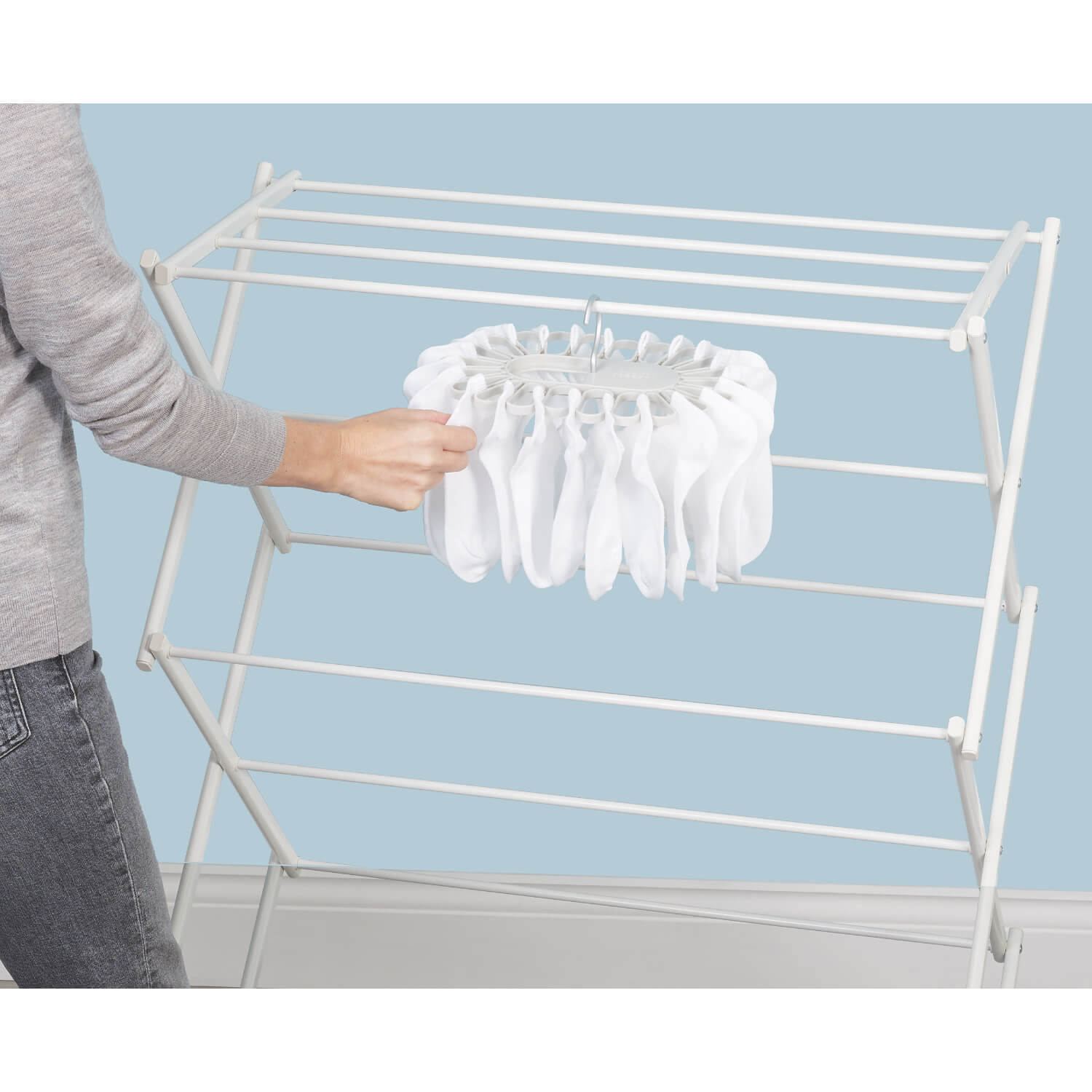 Joseph Joseph Petal™ 22 Piece QuickGrip Small Items Hanger - Ecru - Image 8