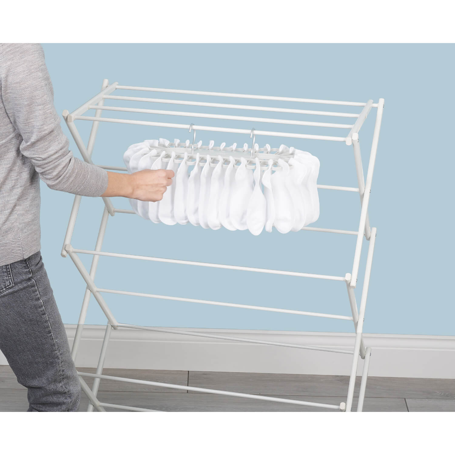 Joseph Joseph Petal™ 32 Piece QuickGrip Small Items Hanger - Ecru - Image 8