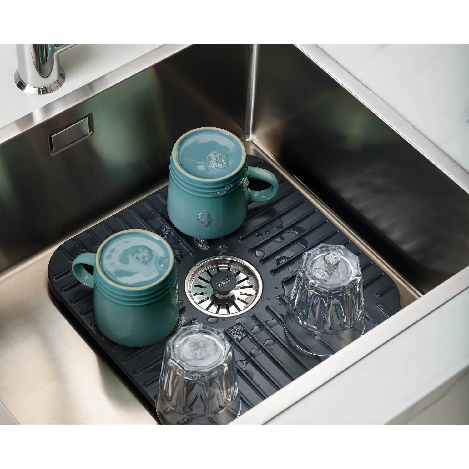 Joseph Joseph SinkShield™ Grey Sink Protector With Plug - Small - Image 9