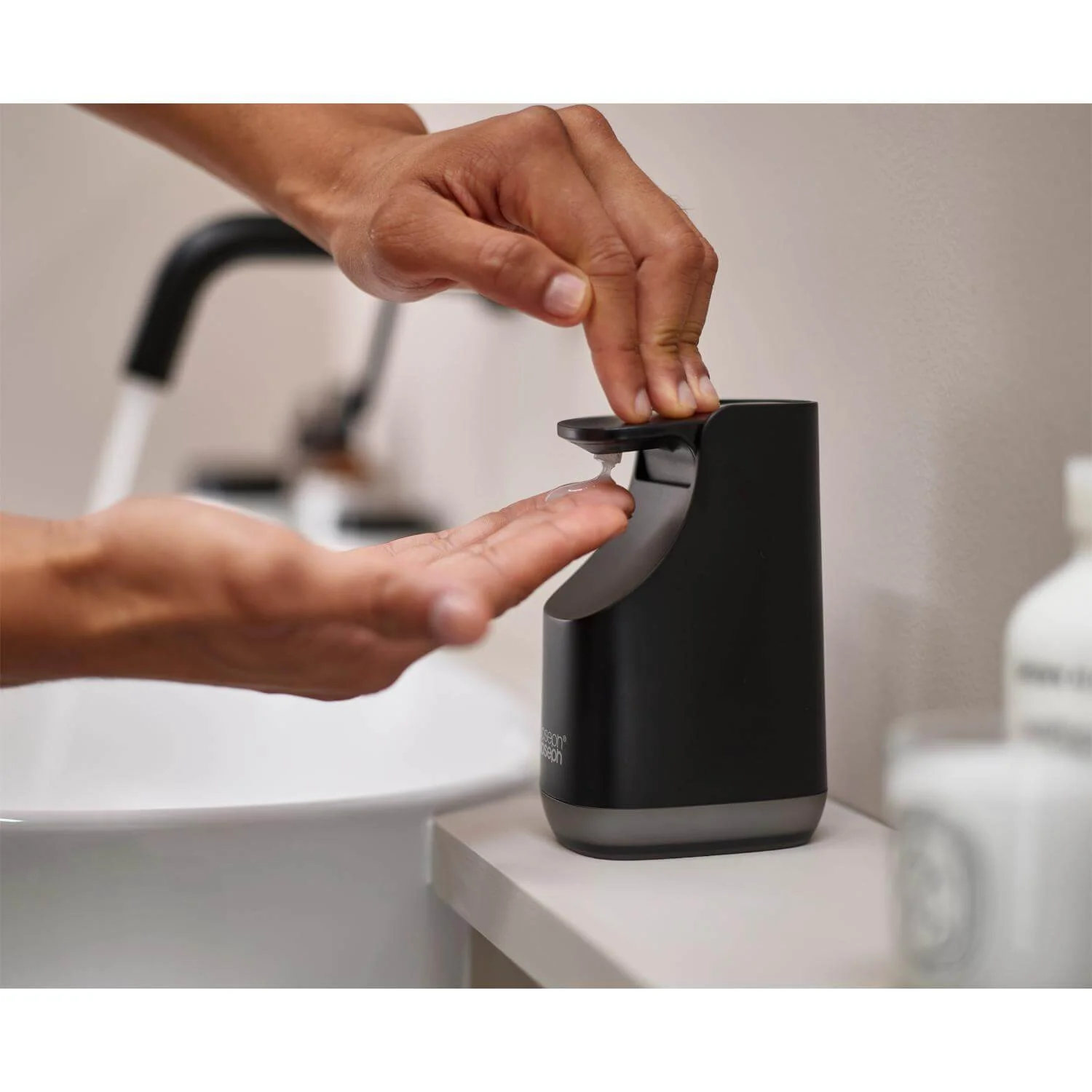 Joseph Joseph Slim Compact Soap Pump - Matt Black - Image 6