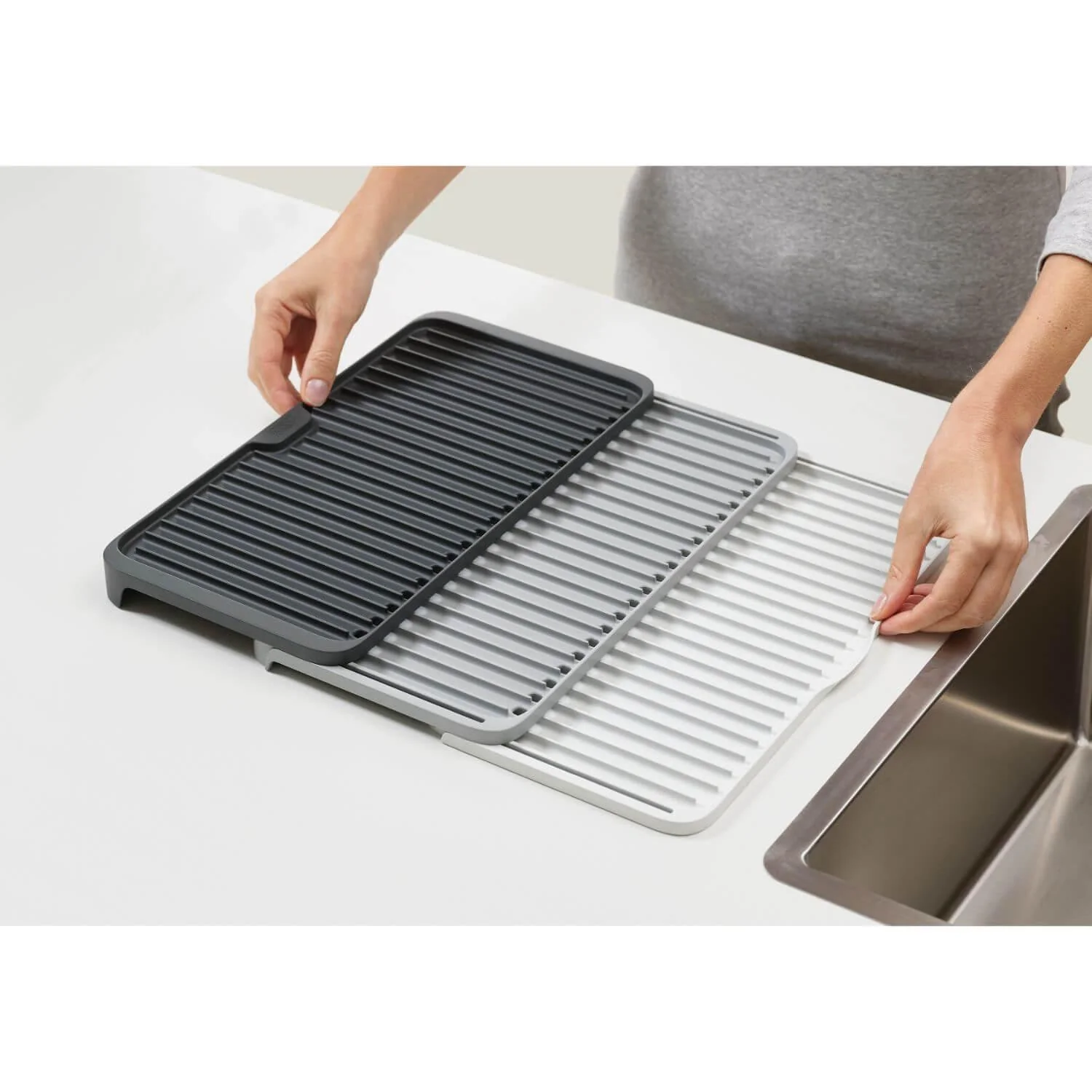 Joseph Joseph Tier Expandable Draining Mat - Grey - Image 7
