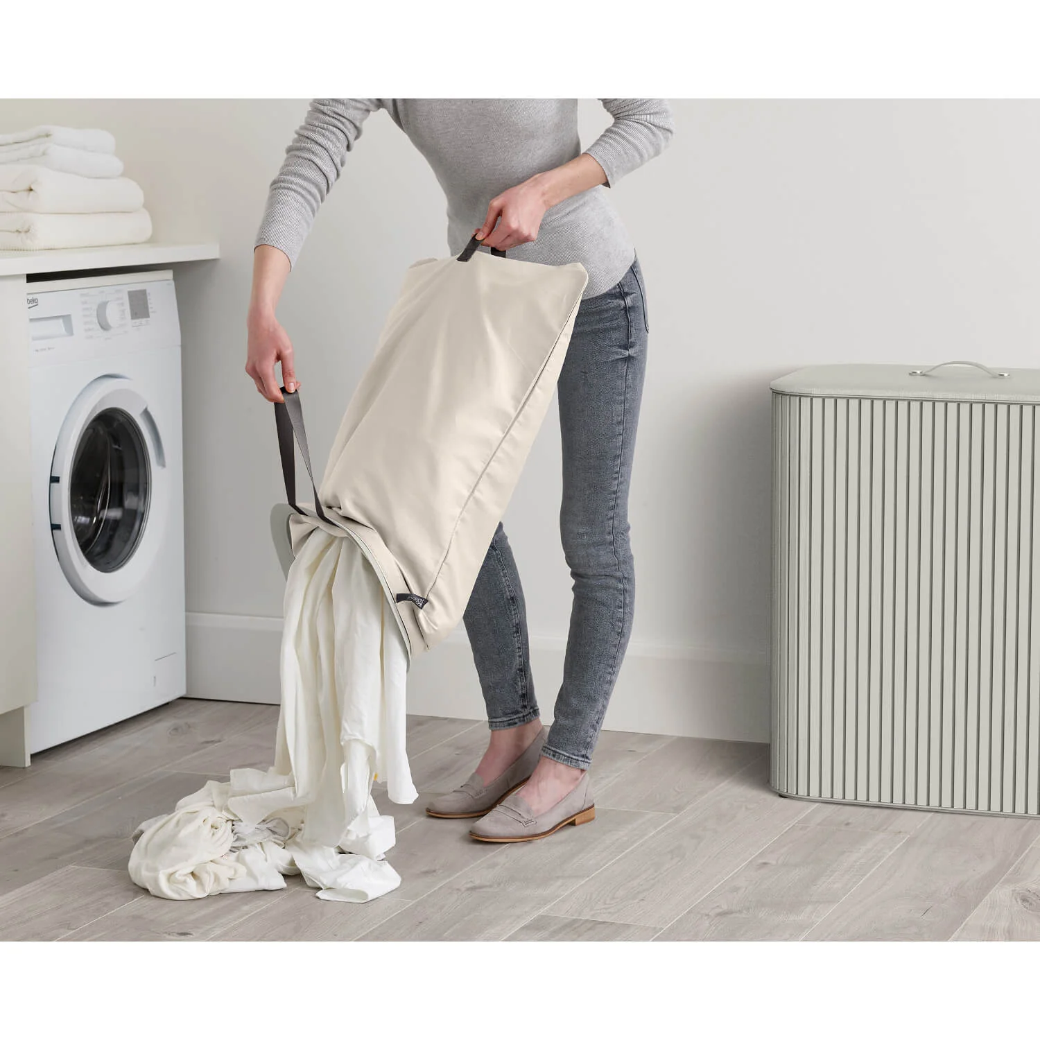 Joseph Joseph Tota Luxe 90 Litre Laundry Separation Bamboo Basket - Ecru - Image 7