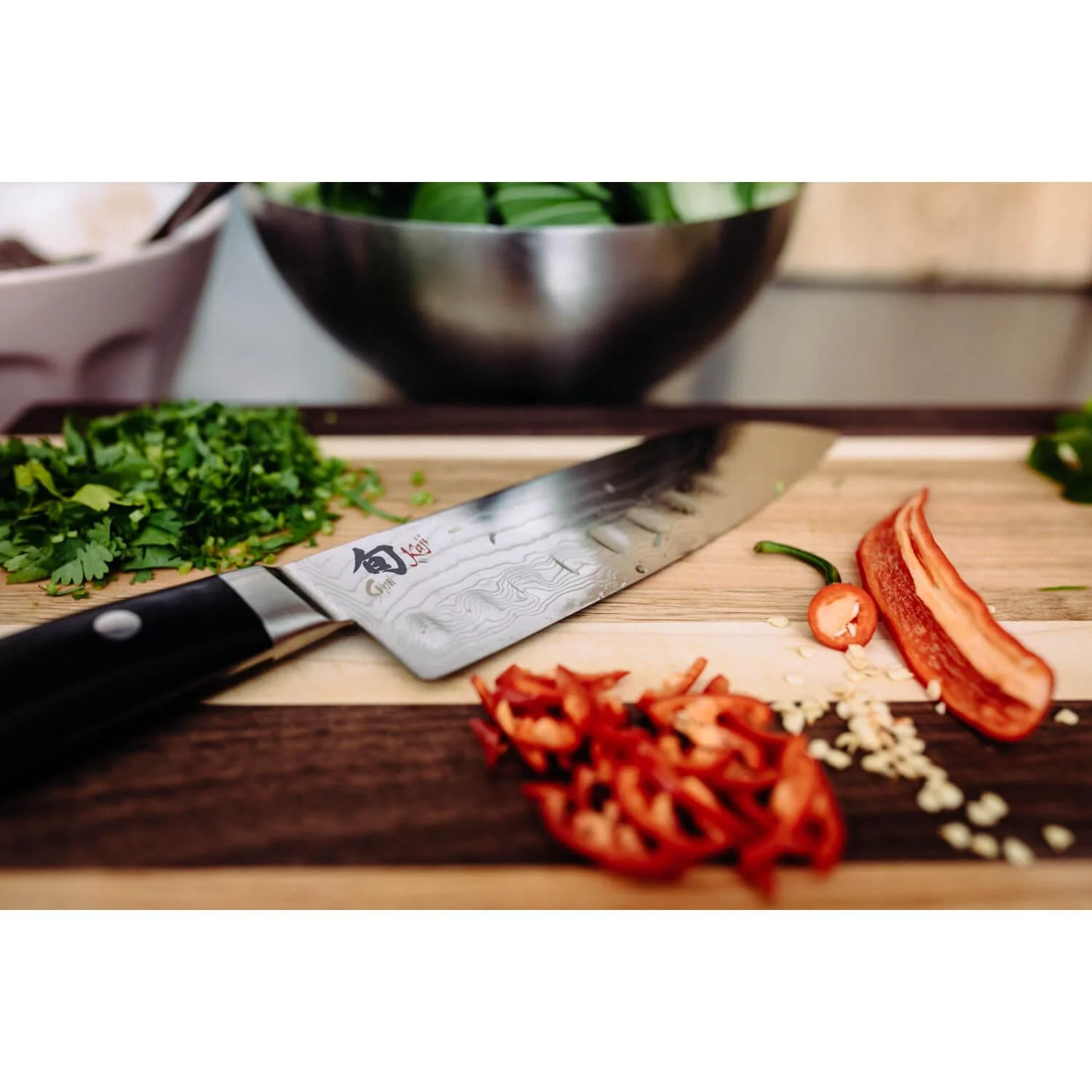 Kai Shun Classic Santoku Knife - 16.5cm - Image 5
