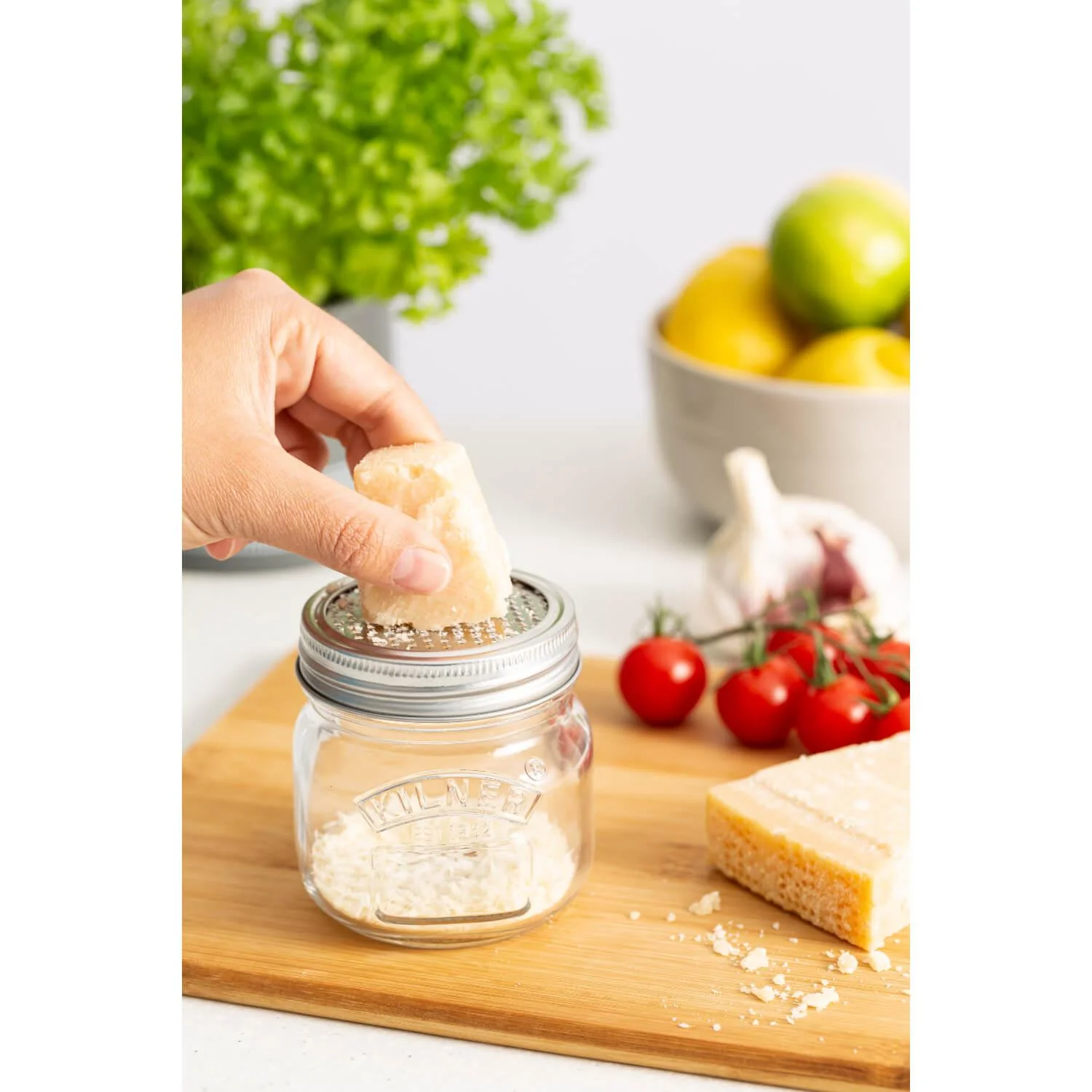 Kilner Glass Storage Jar with Grater Lid - 250ml - Image 4