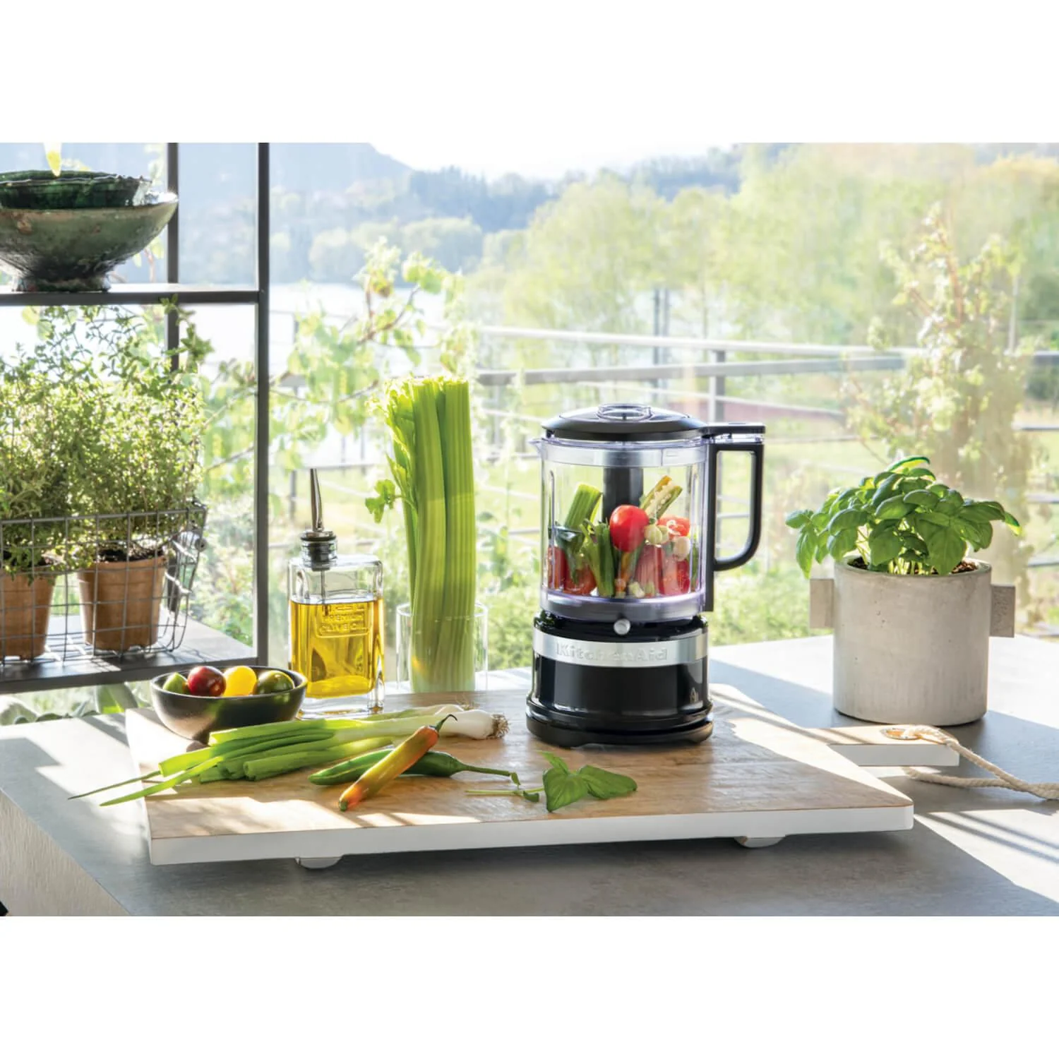 KitchenAid 5KFC0516BOB Food Chopper - Onyx Black - Image 11
