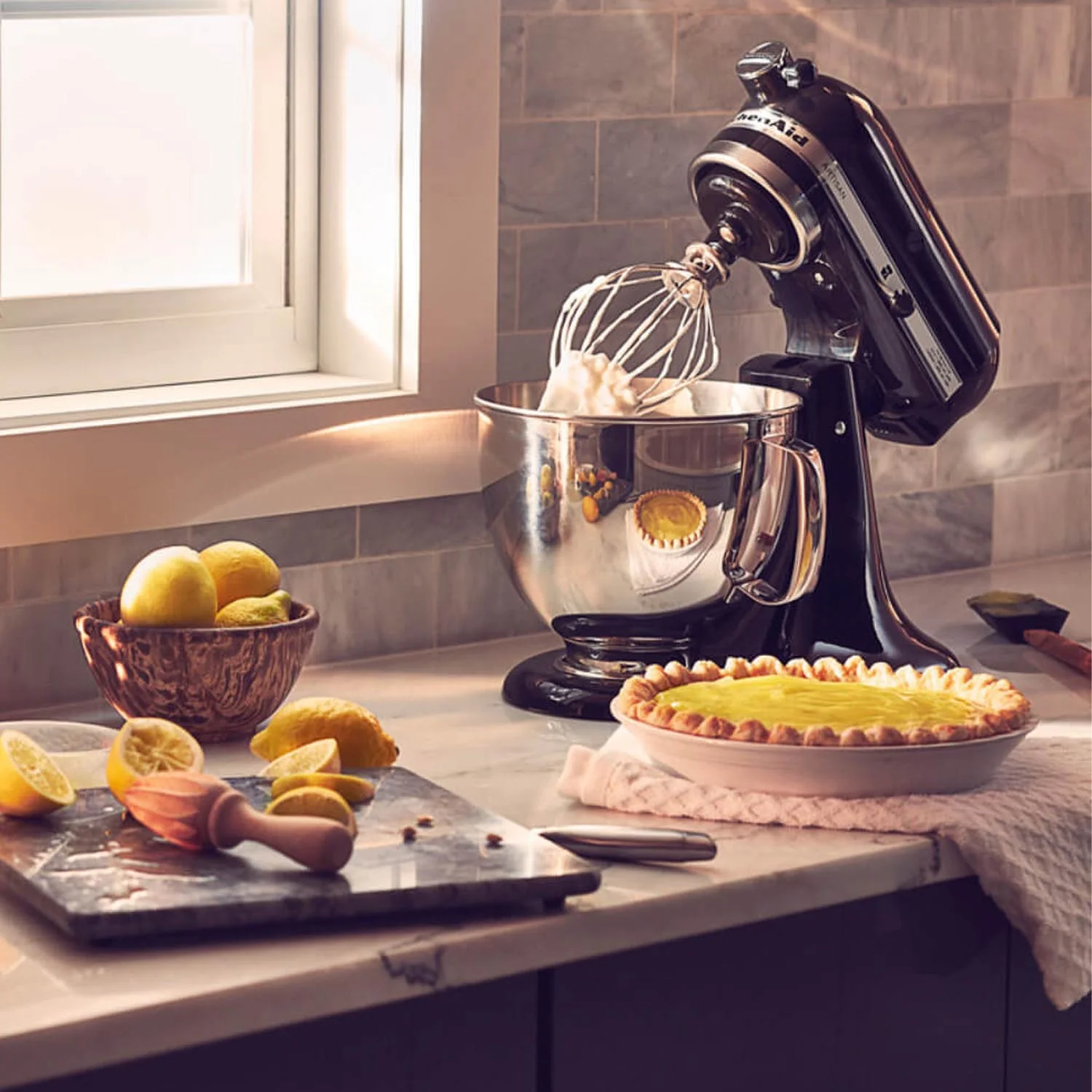 KitchenAid 125 Artisan Tilt-Head Stand Mixer - Onyx Black - Image 7